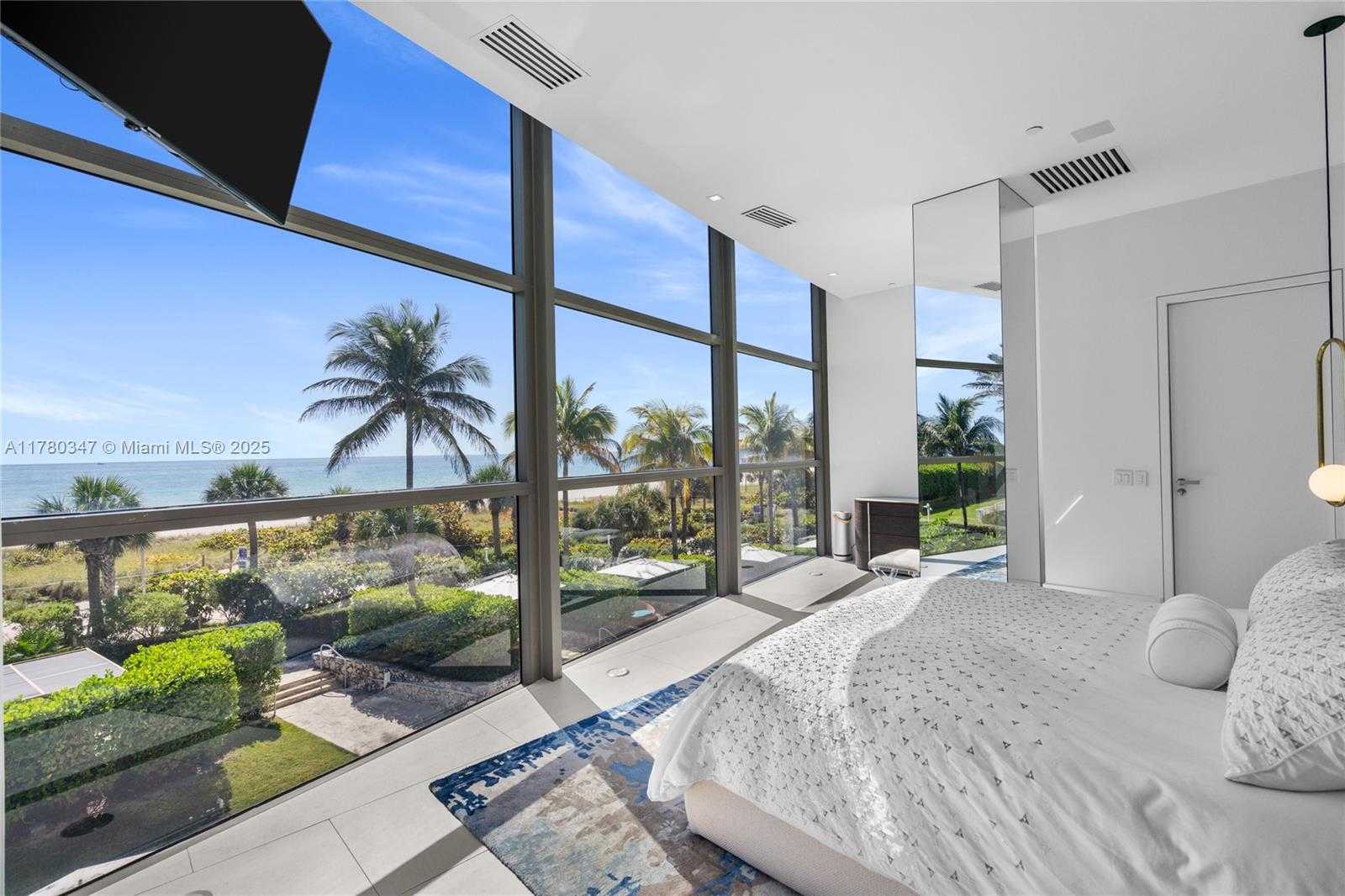 Small Image of 5875 COLLINS AVE #401, Miami Beach Number 41