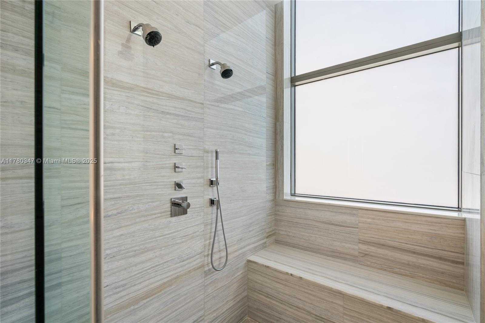 Small Image of 5875 COLLINS AVE #401, Miami Beach Number 44