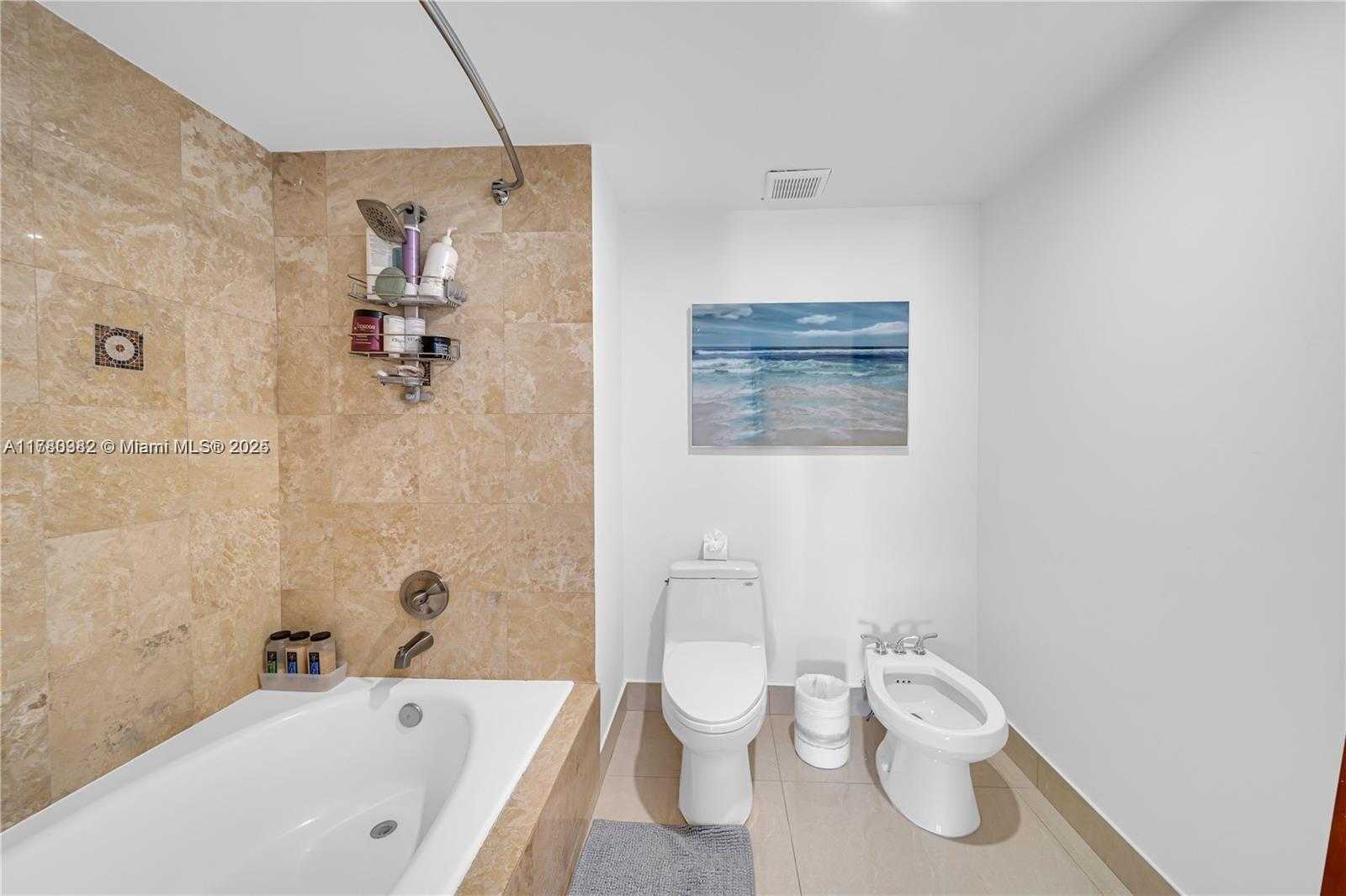 Small Image of 393 #1224, Sunny Isles Beach Number 13
