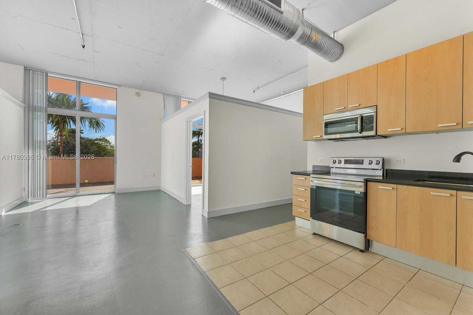Small Image of 2100 VAN BUREN ST #206, Hollywood Number 2