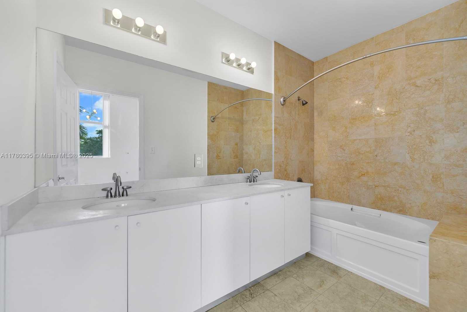 Small Image of 2100 VAN BUREN ST #206, Hollywood Number 9