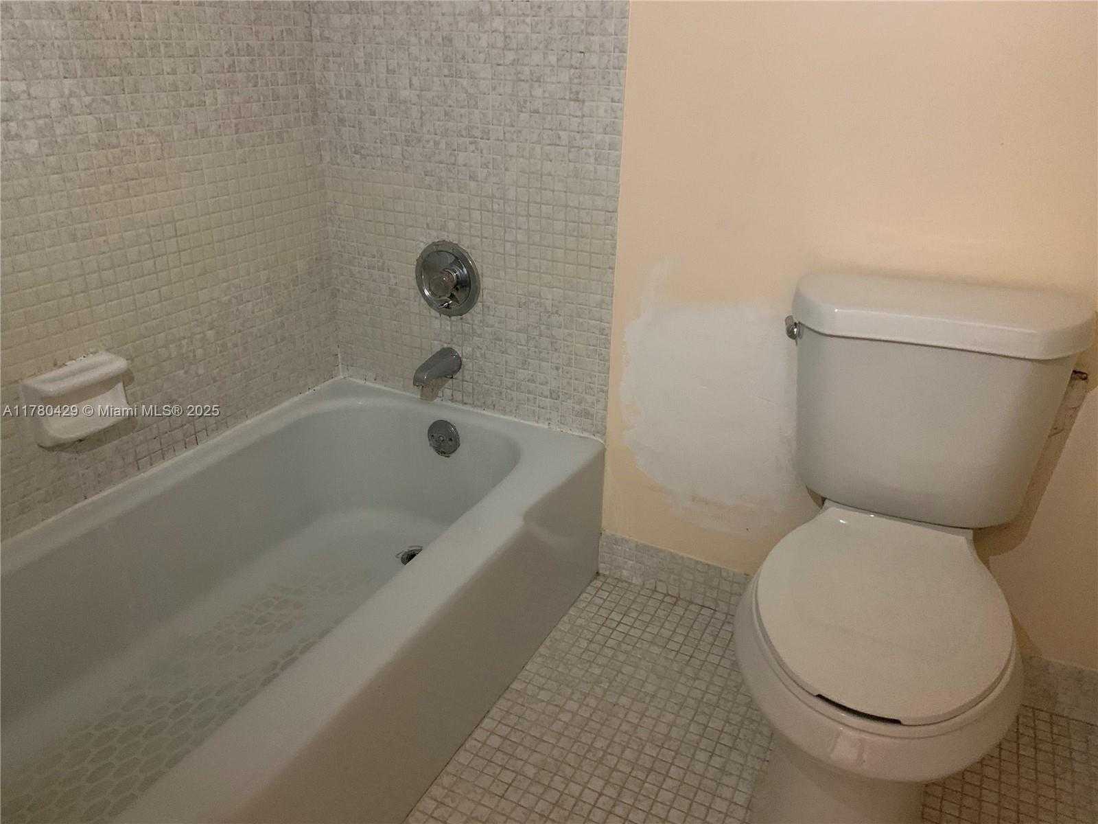 Small Image of 3800 SOUTH OCEAN DR #615, Hollywood Number 16