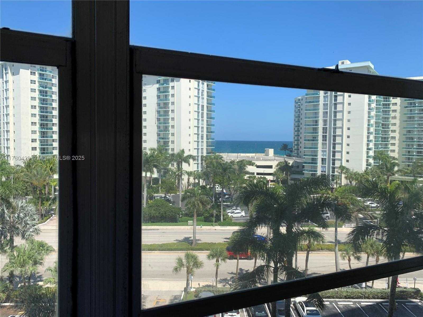 Small Image of 3800 SOUTH OCEAN DR #615, Hollywood Number 18