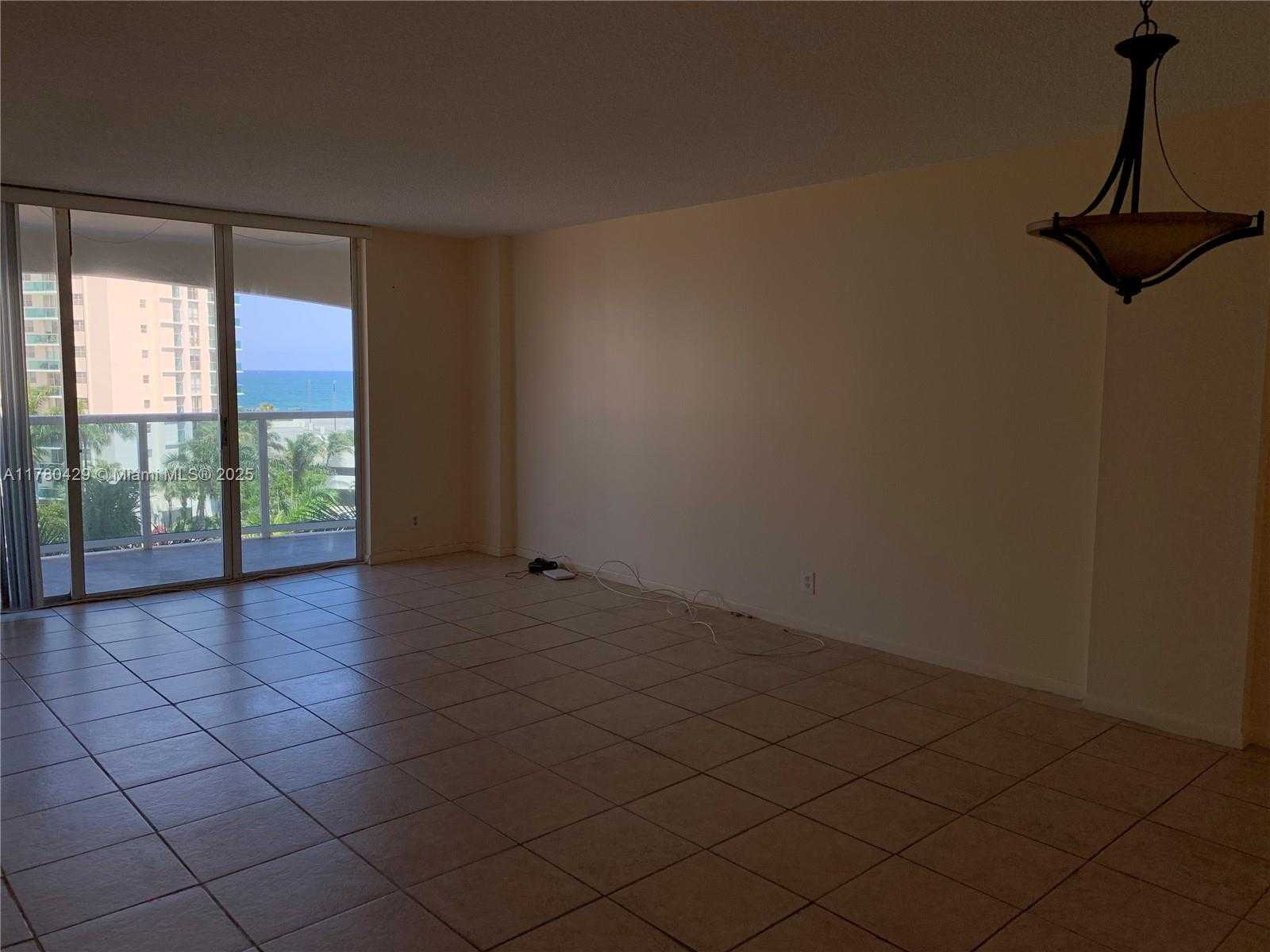 Small Image of 3800 SOUTH OCEAN DR #615, Hollywood Number 6