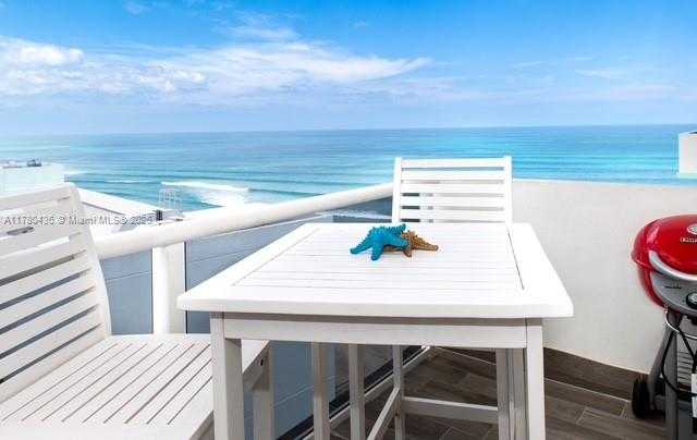Small Image of 3725 SOUTH OCEAN DR #PH03, Hollywood Number 2
