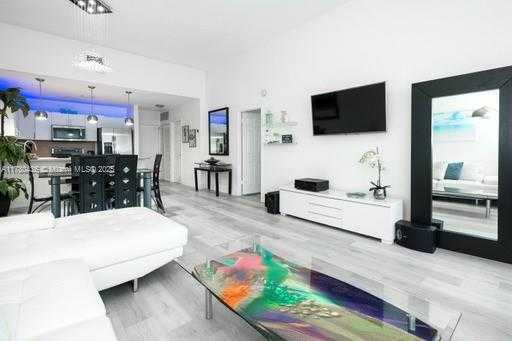 Small Image of 3725 SOUTH OCEAN DR #PH03, Hollywood Number 7