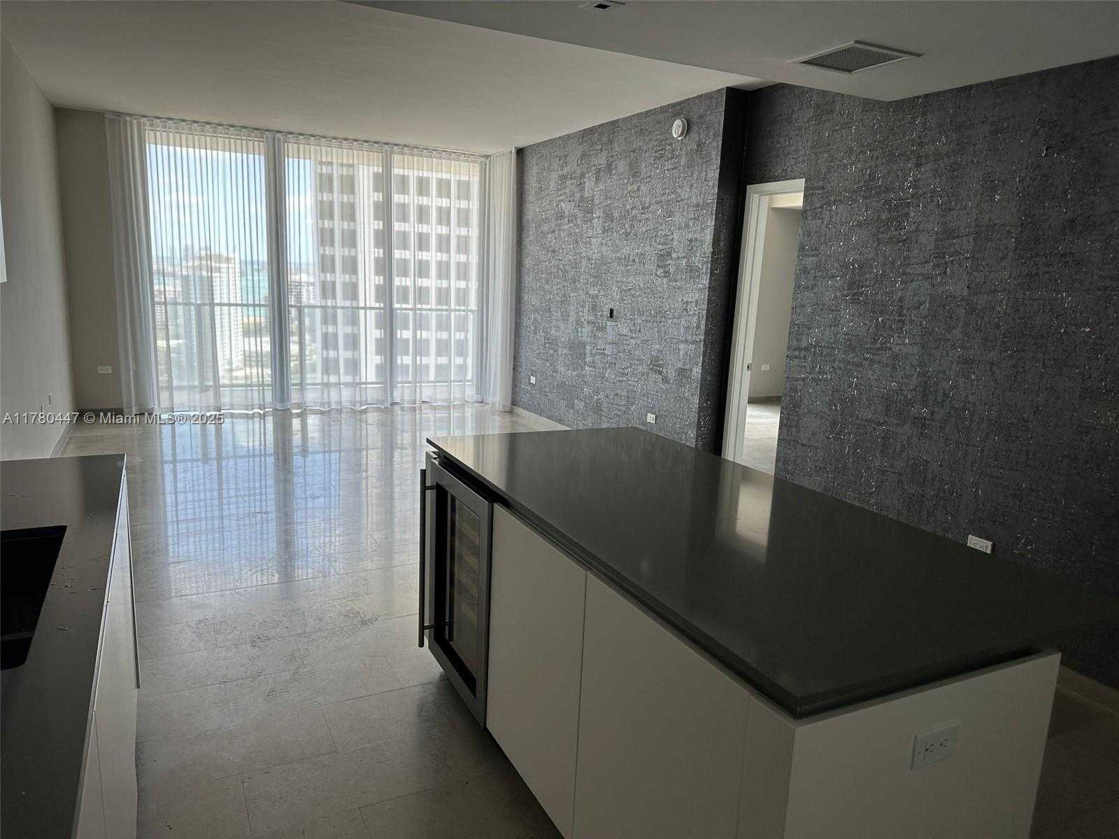 Small Image of 68 SOUTH EAST 6TH ST #2205, Miami Number 12