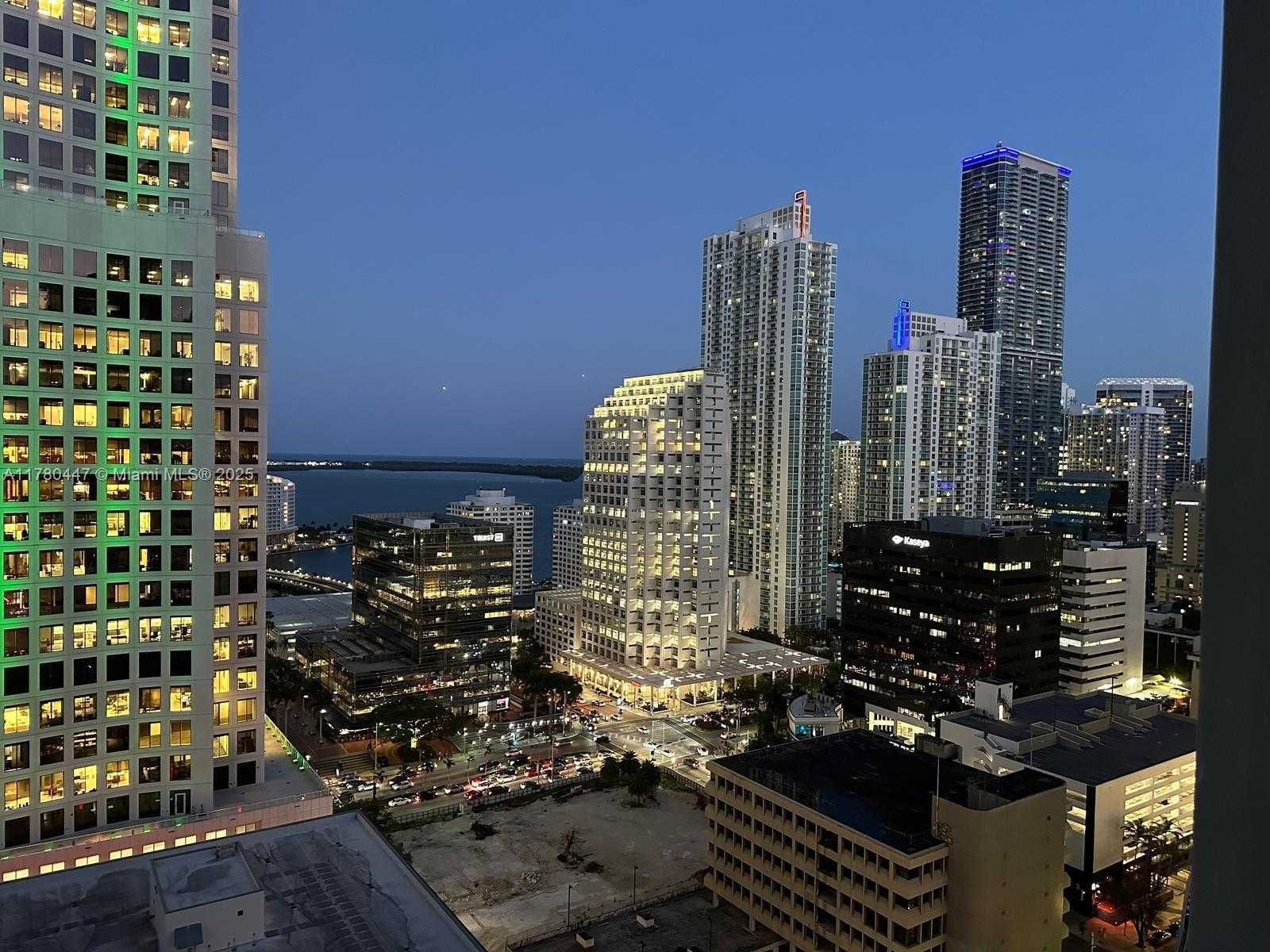 Small Image of 68 SOUTH EAST 6TH ST #2205, Miami Number 27