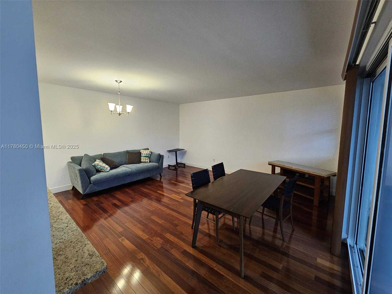 Small Image of 20000 EAST COUNTRY CLUB DR #302, Aventura Number 15