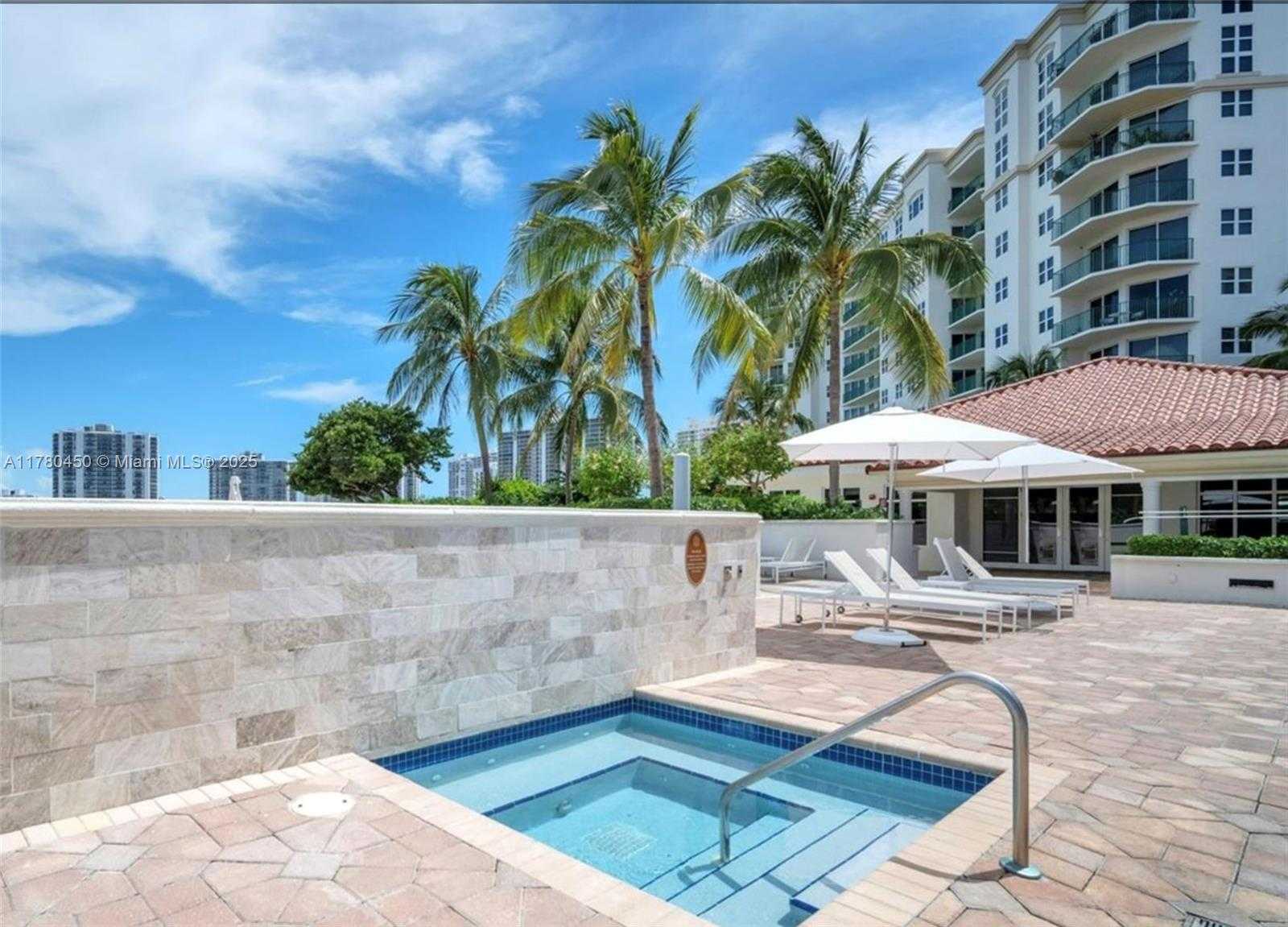 Small Image of 20000 EAST COUNTRY CLUB DR #302, Aventura Number 4