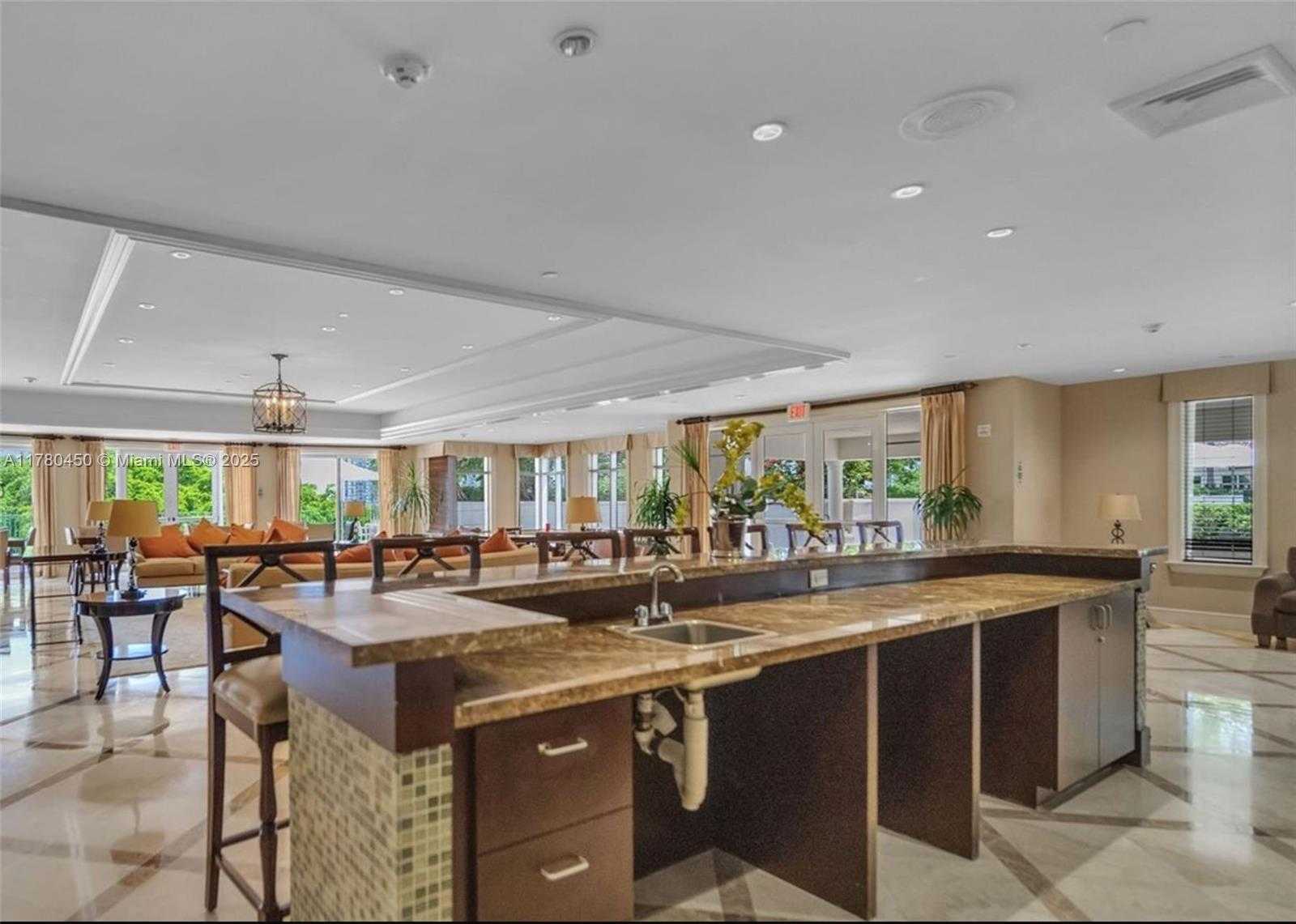 Small Image of 20000 EAST COUNTRY CLUB DR #302, Aventura Number 8
