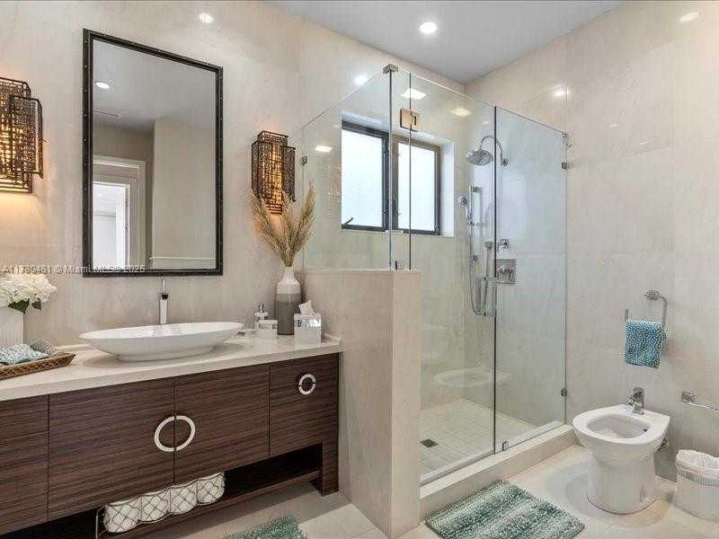 Small Image of 3301 NORTH EAST 170TH ST #3301, North Miami Beach Number 32
