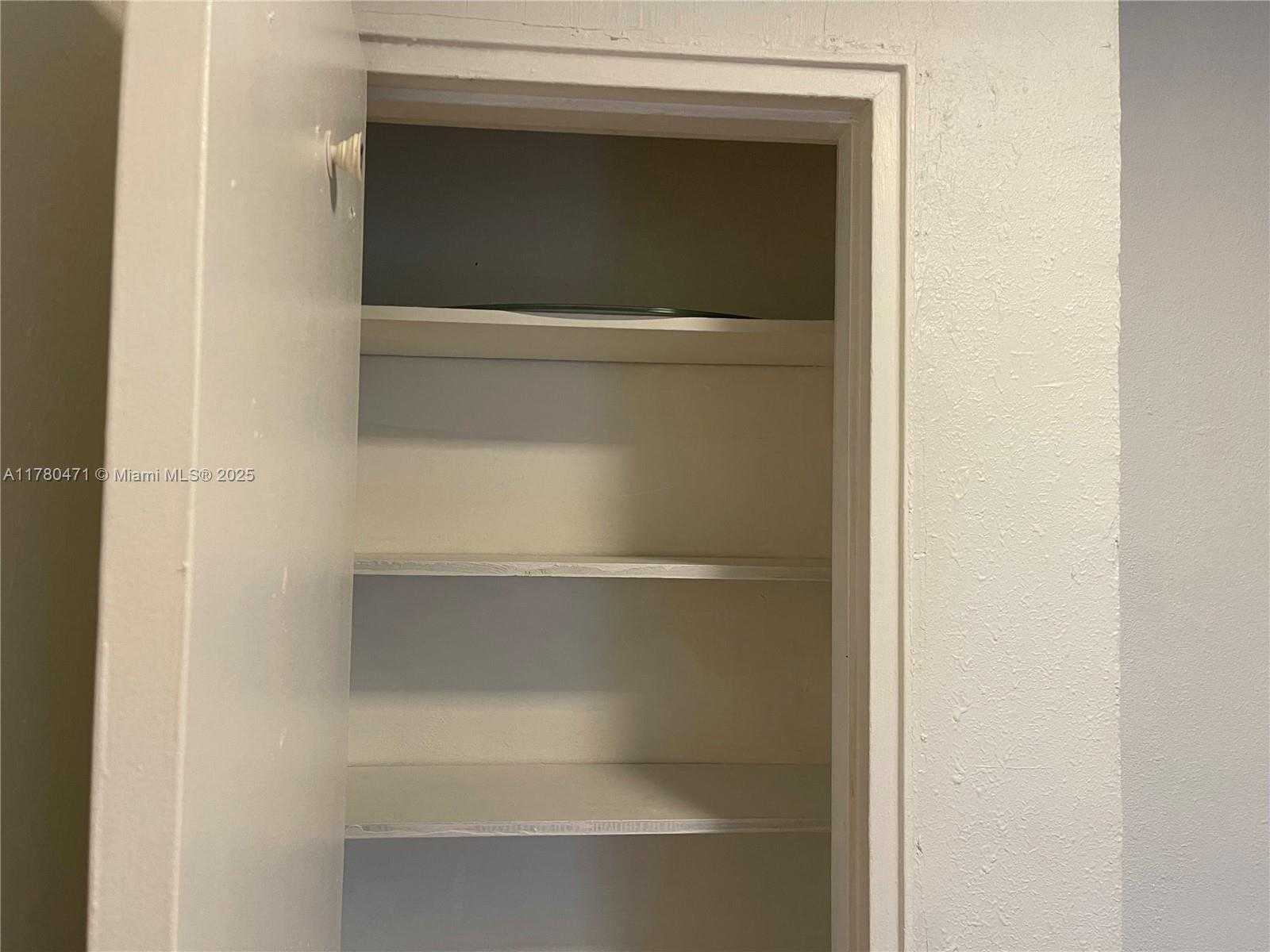 Small Image of 1000 BIARRITZ DR #3, Miami Beach Number 11