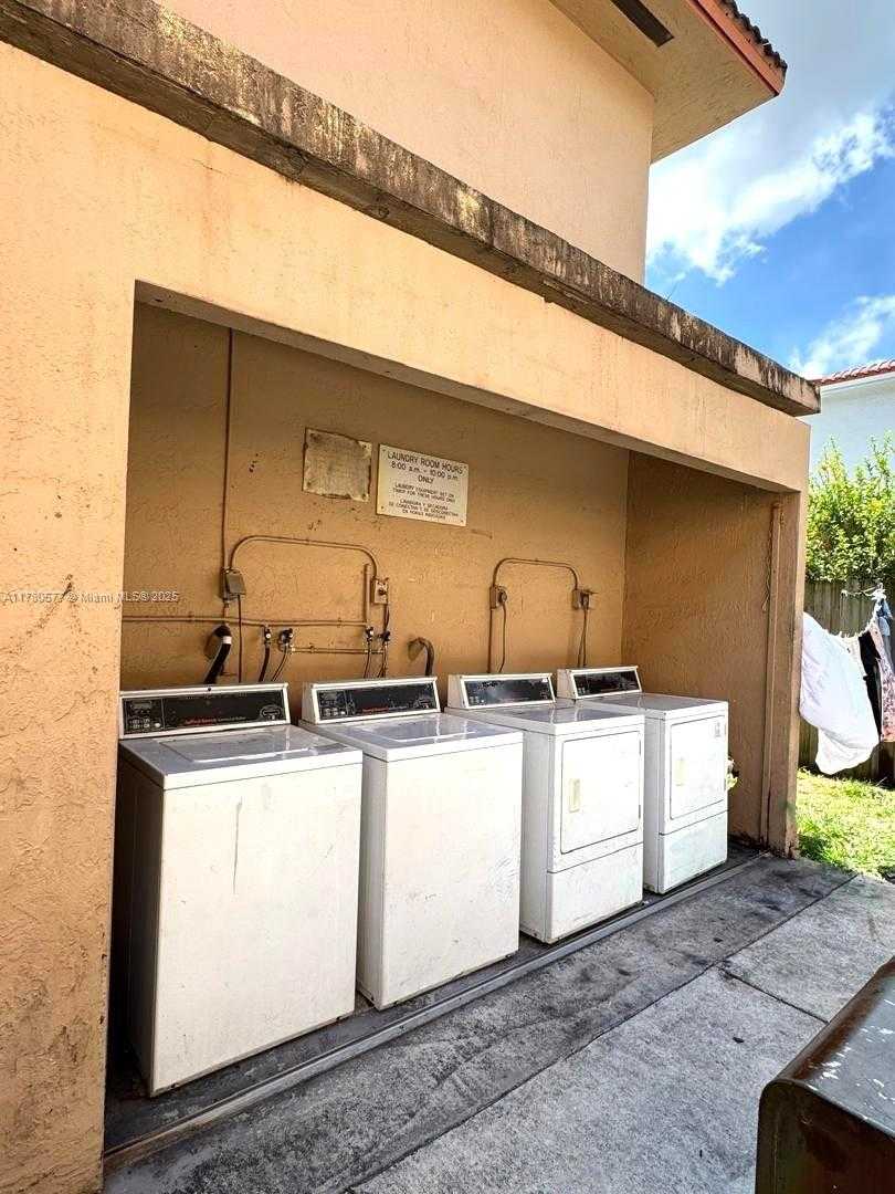 Small Image of 7283 WEST 24TH AVE #153, Hialeah Number 14