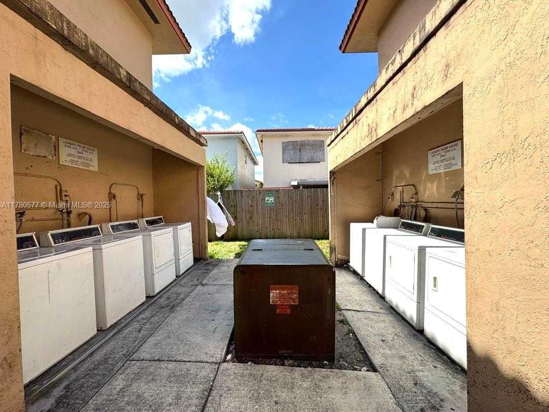 Small Image of 7283 WEST 24TH AVE #153, Hialeah Number 15
