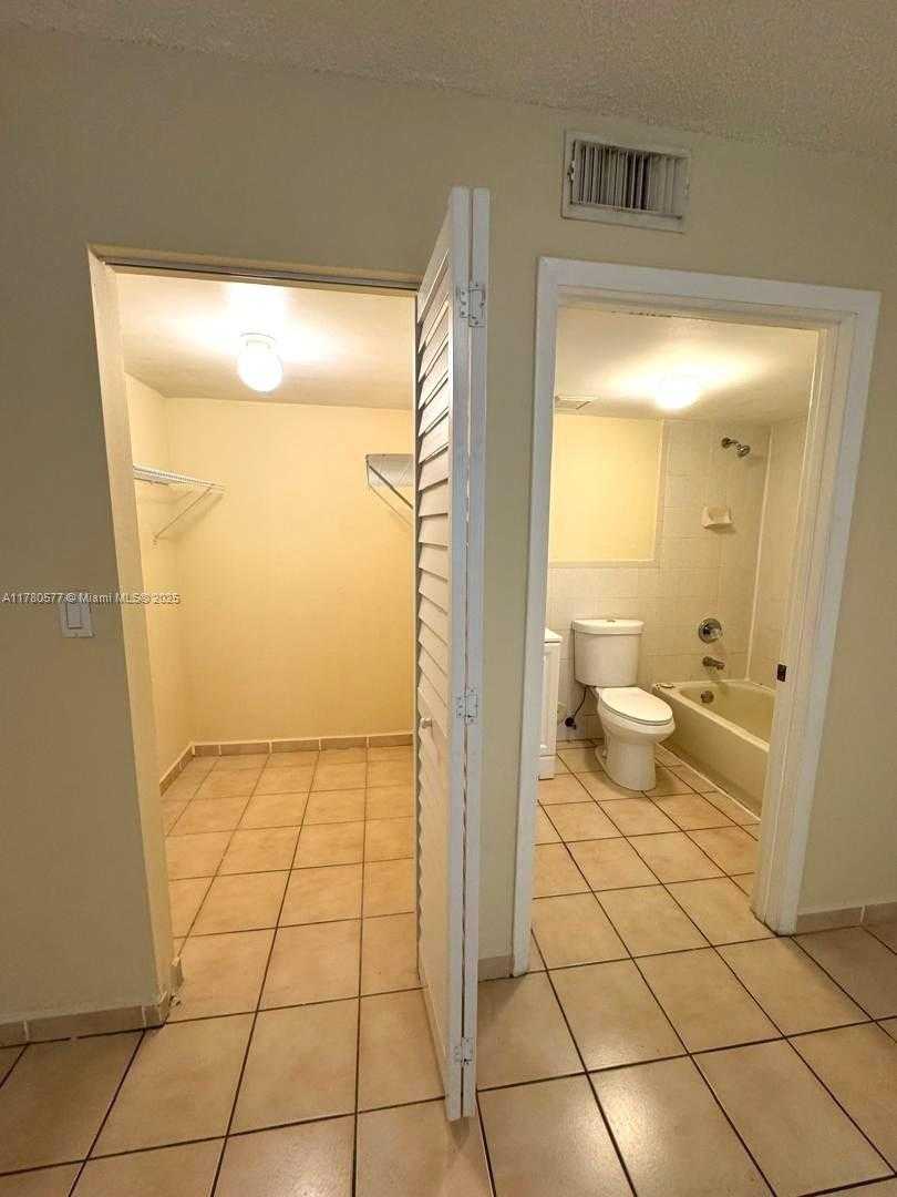 Small Image of 7283 WEST 24TH AVE #153, Hialeah Number 8