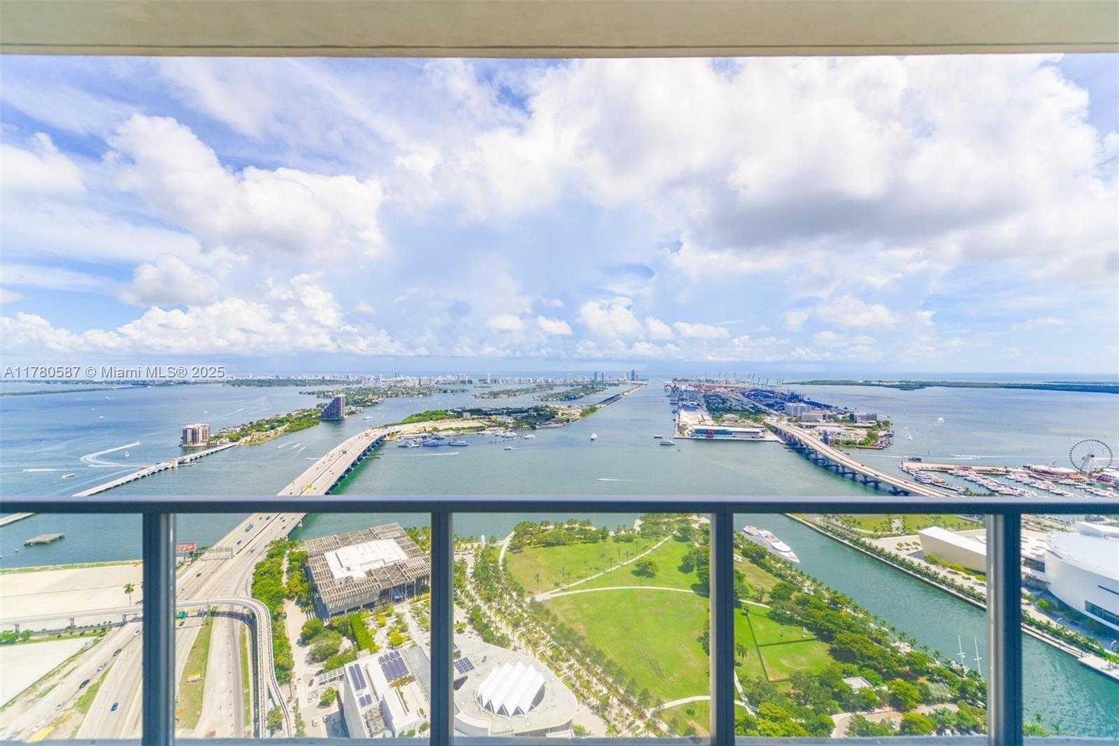 Small Image of 1100 BISCAYNE BLVD #5204, Miami Number 3