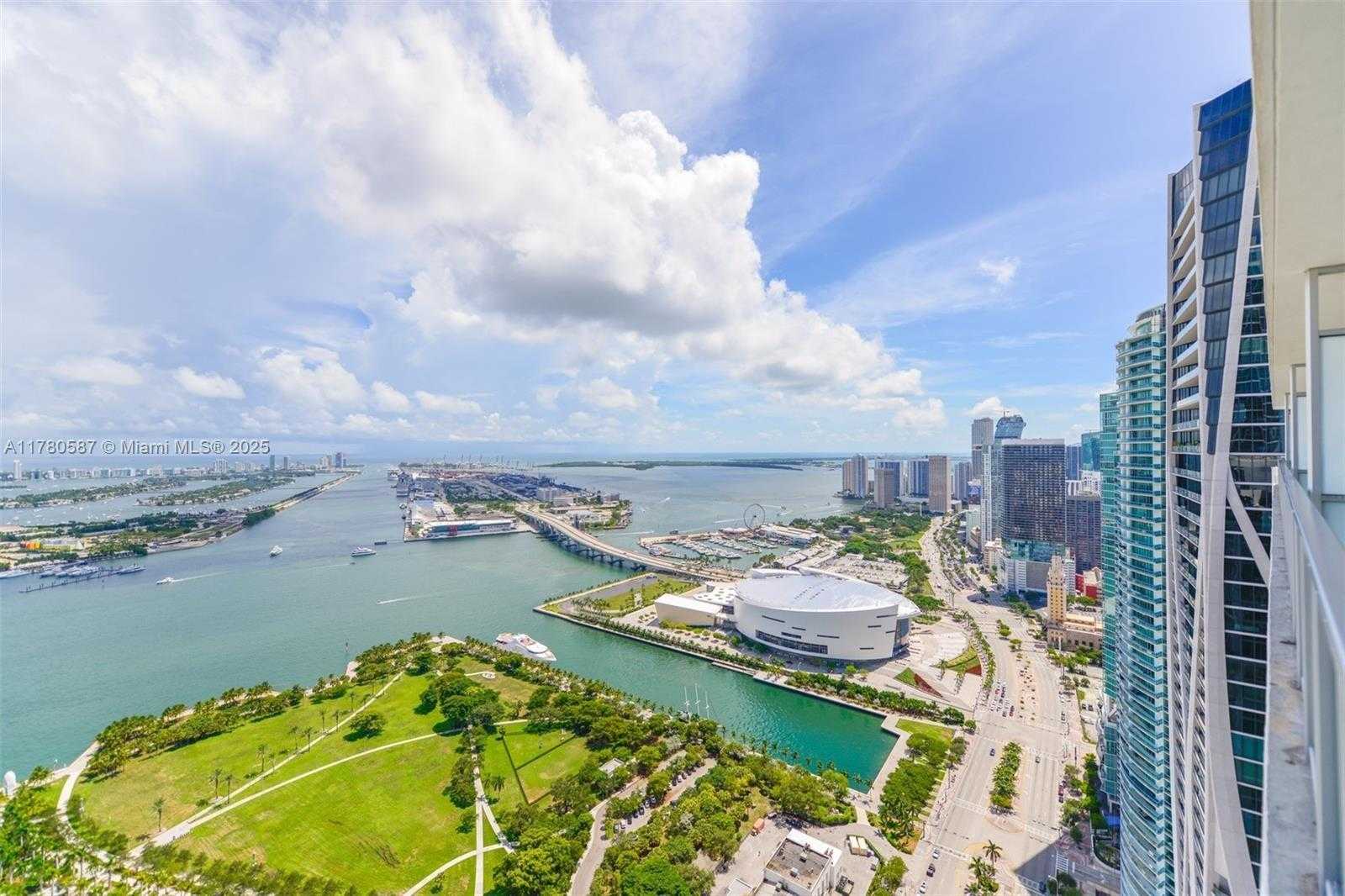 Small Image of 1100 BISCAYNE BLVD #5204, Miami Number 9