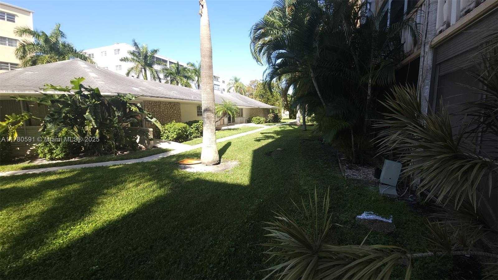 Small Image of 218 NORTH EAST 12TH AVE #107, Hallandale Beach Number 13