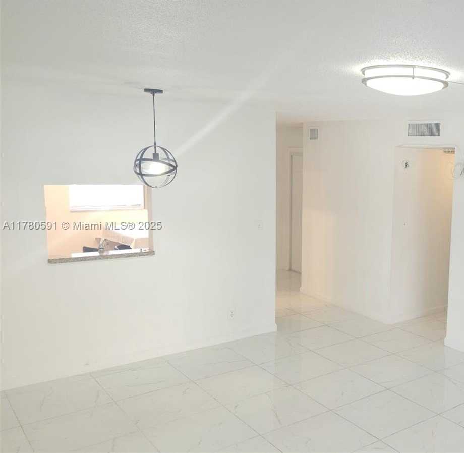 Small Image of 218 NORTH EAST 12TH AVE #107, Hallandale Beach Number 5