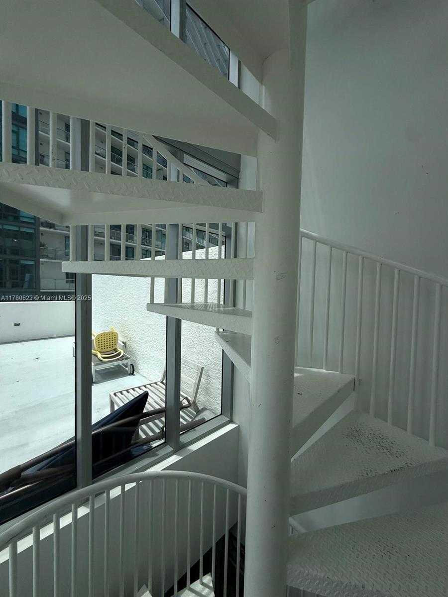 Small Image of 3301 NORTH EAST 1ST AVE #PH-11, Miami Number 18