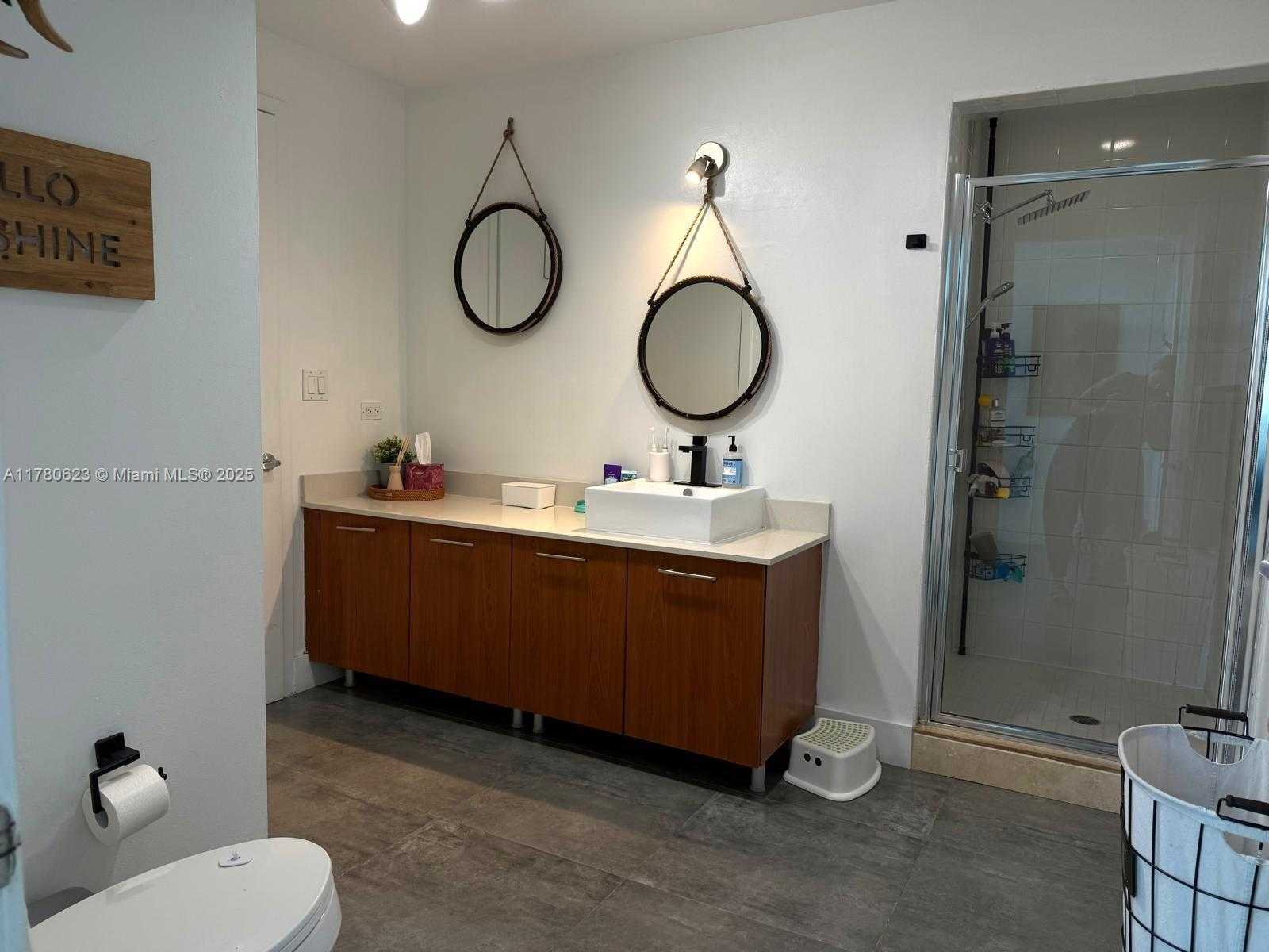 Small Image of 3301 NORTH EAST 1ST AVE #PH-11, Miami Number 6