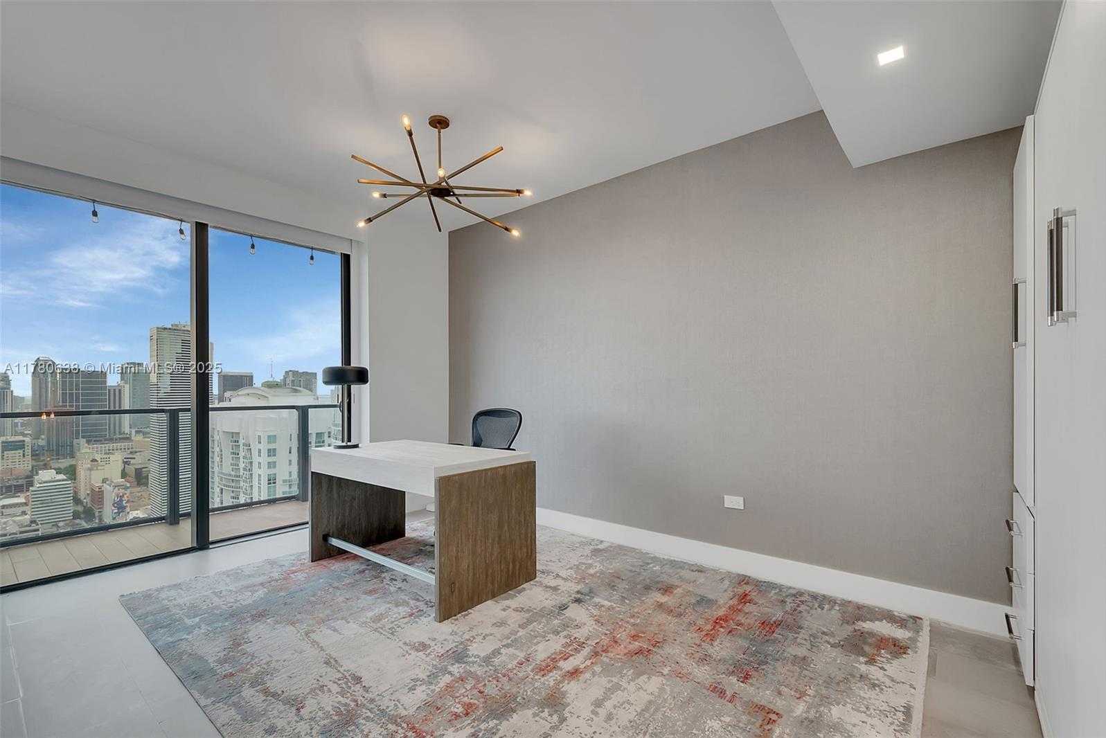 Small Image of 68 SOUTH EAST 6TH ST #3911, Miami Number 20