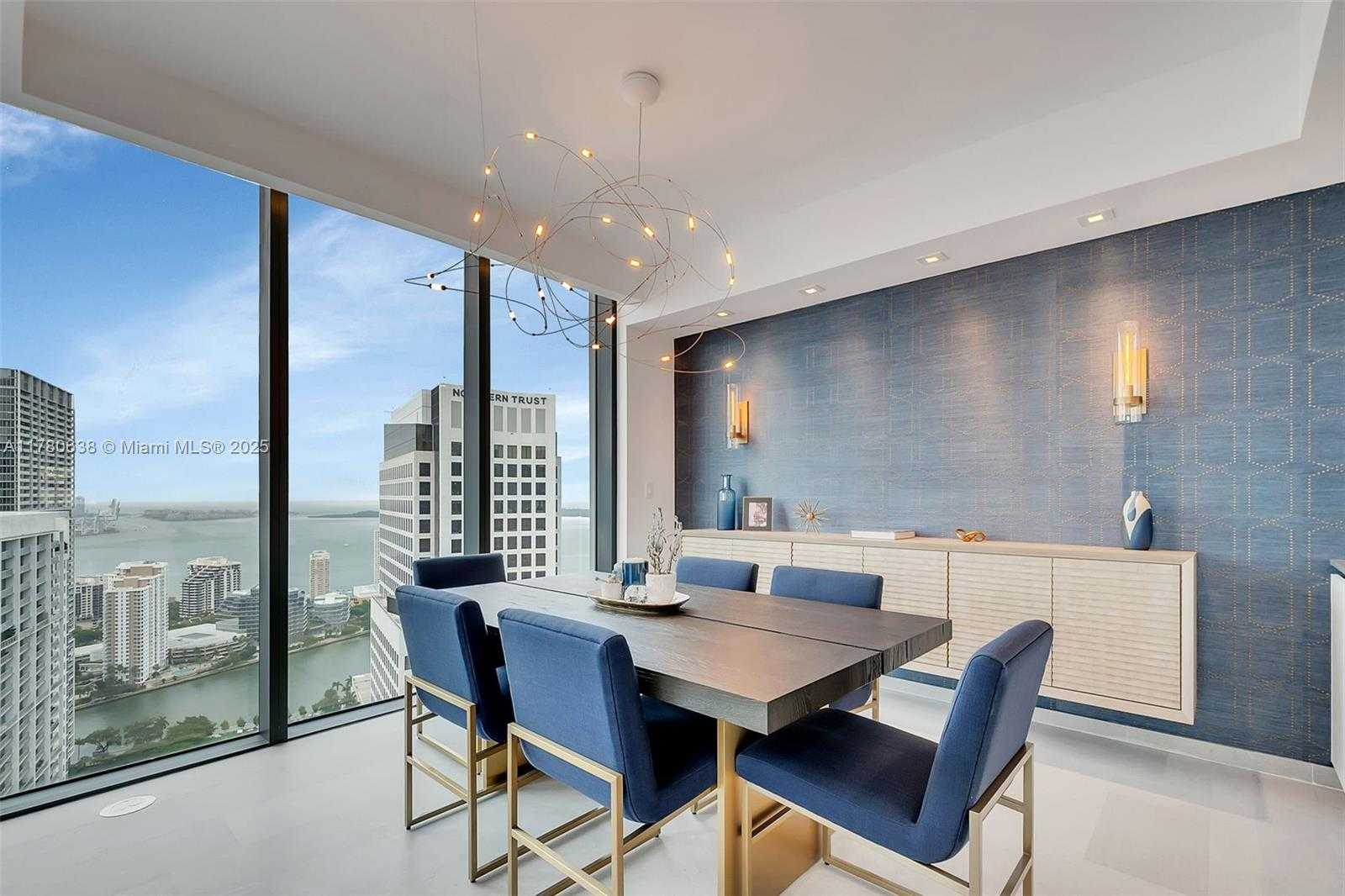 Small Image of 68 SOUTH EAST 6TH ST #3911, Miami Number 6