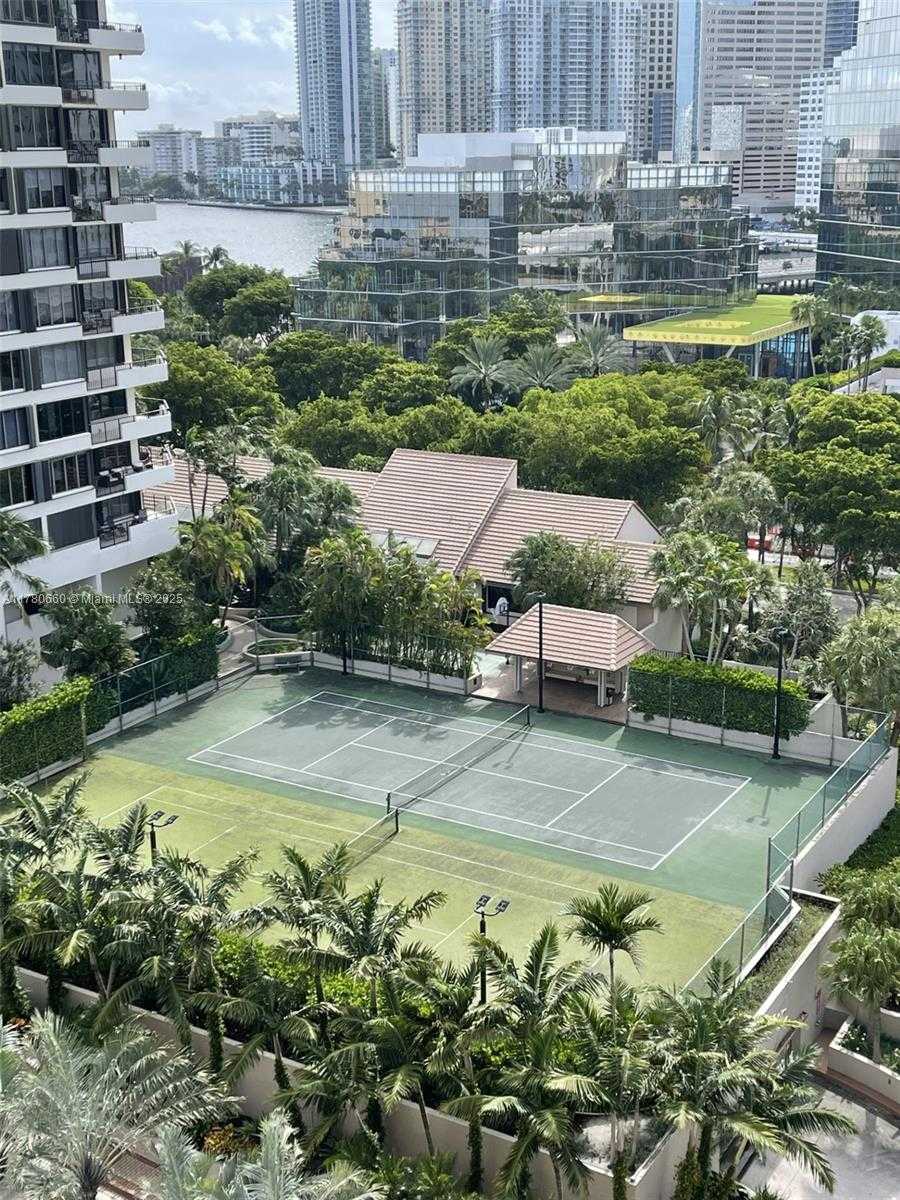 Small Image of 540 BRICKELL KEY DR #1211, Miami Number 22