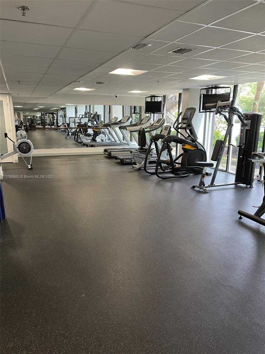 Small Image of 540 BRICKELL KEY DR #1211, Miami Number 25