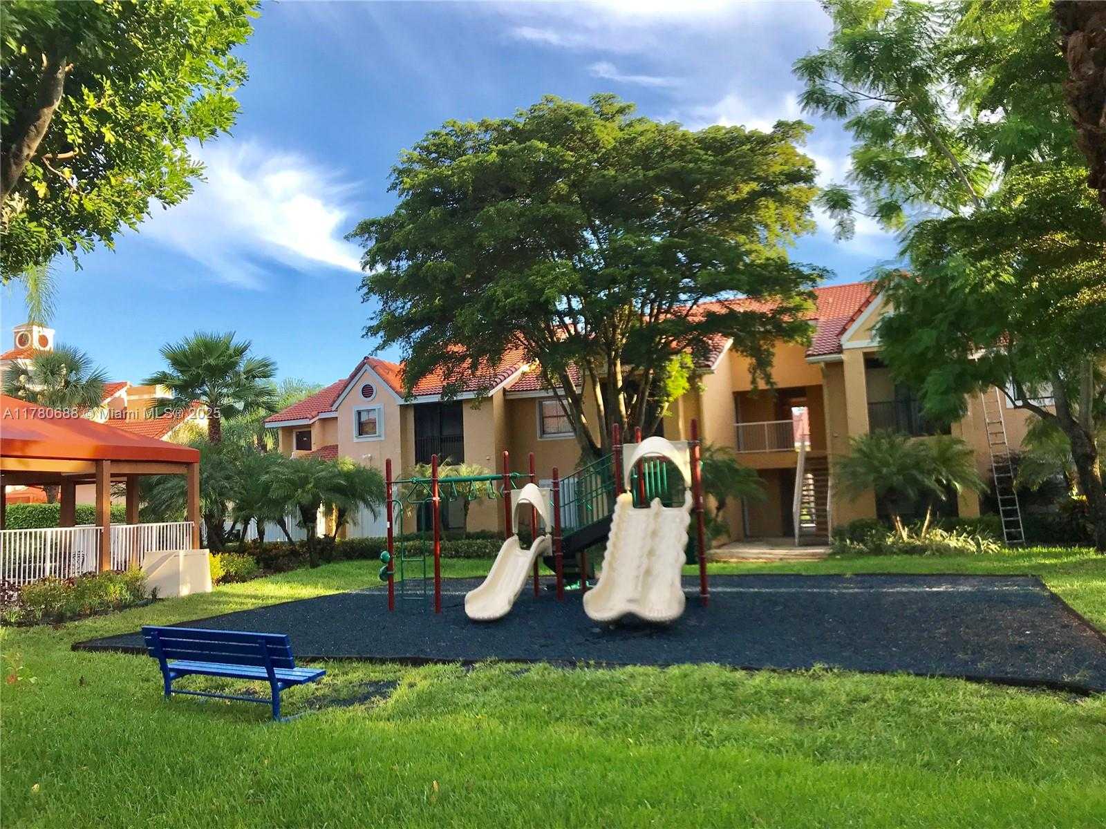 Small Image of 10440 SOUTH WEST 156TH CT #729, Miami Number 22