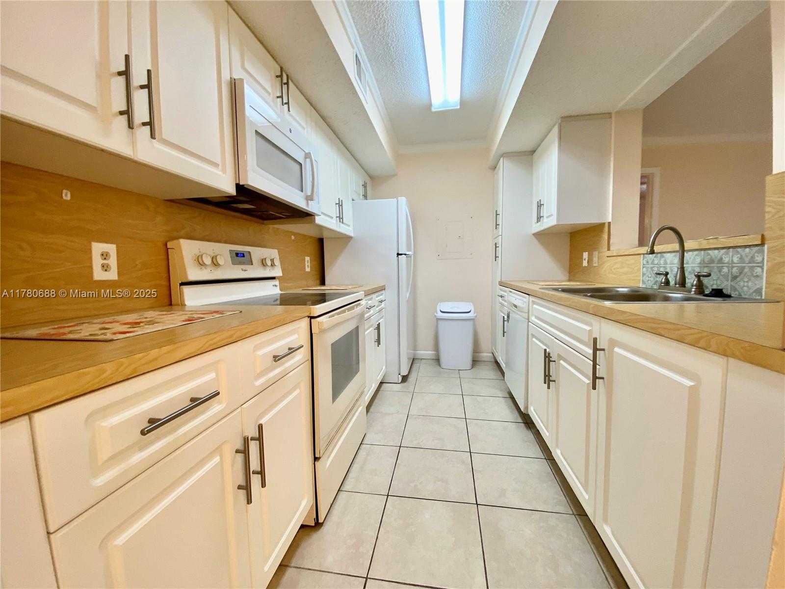 Small Image of 10440 SOUTH WEST 156TH CT #729, Miami Number 3