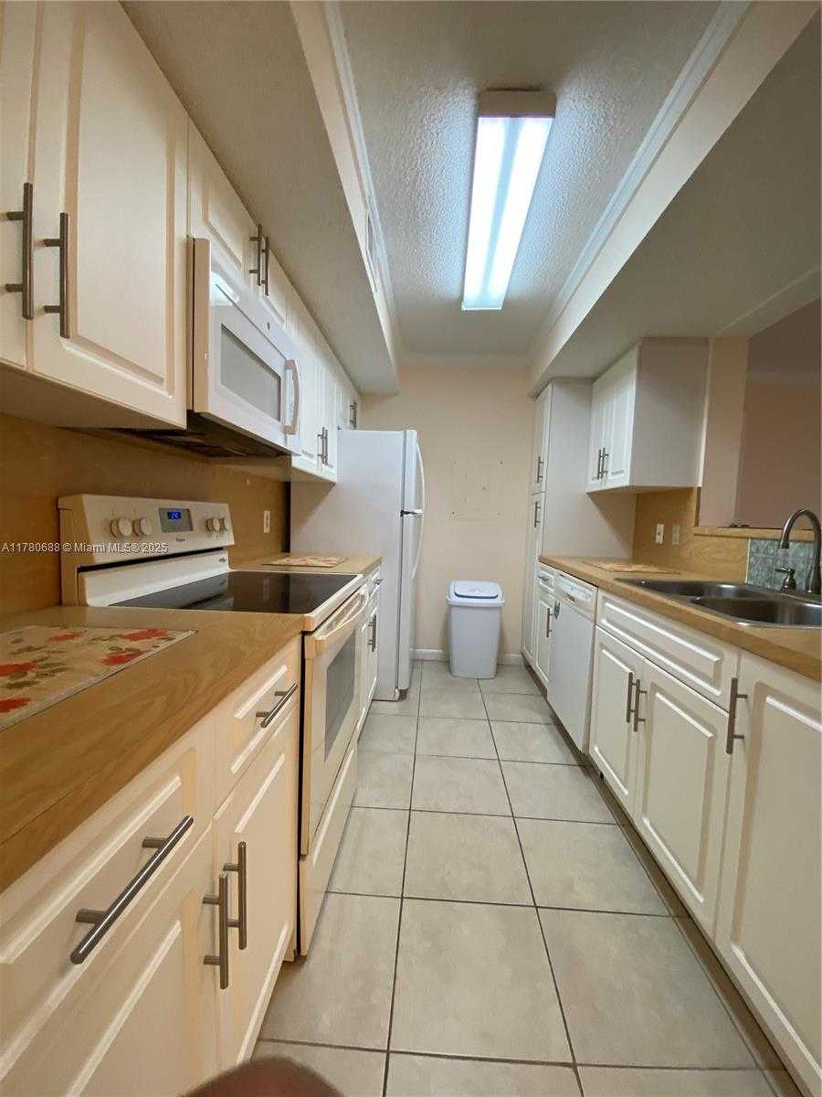 Small Image of 10440 SOUTH WEST 156TH CT #729, Miami Number 4