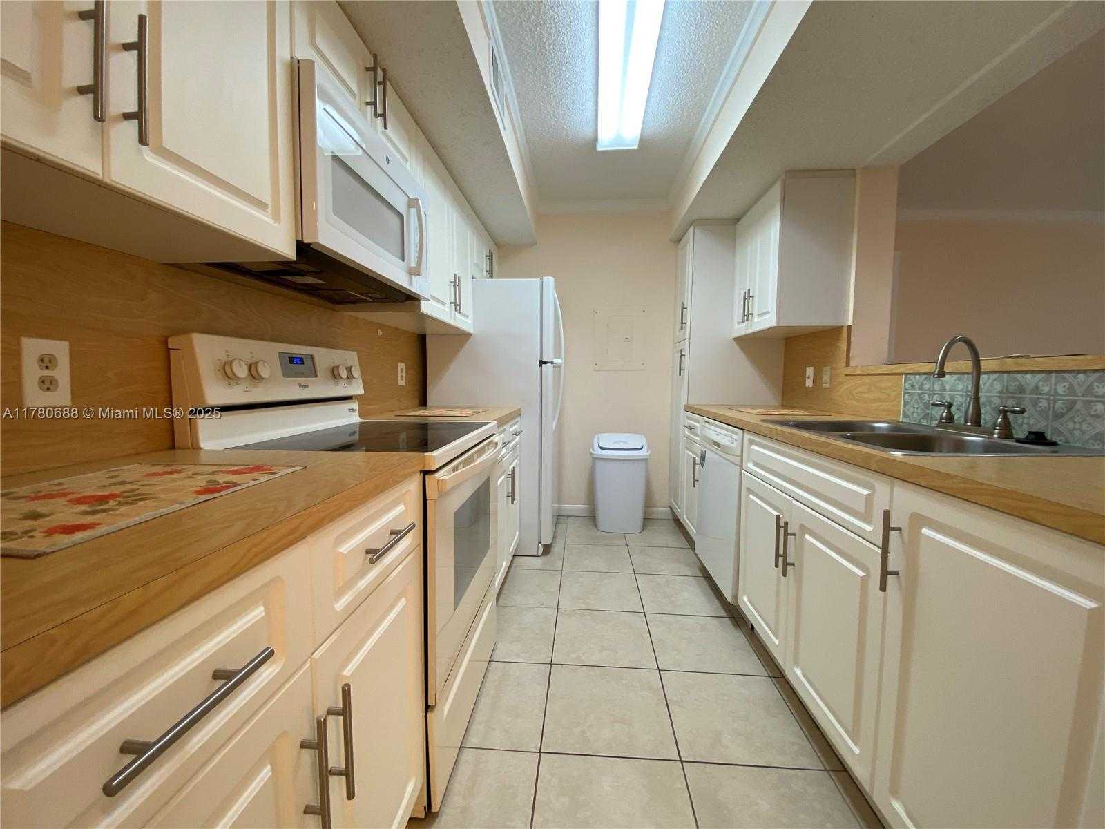 Small Image of 10440 SOUTH WEST 156TH CT #729, Miami Number 5