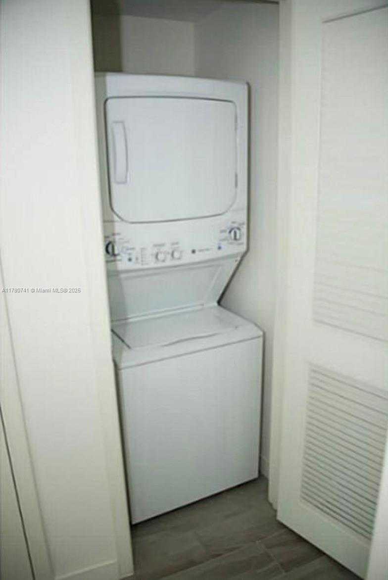 Small Image of 1100 SOUTH MIAMI AVE #2407, Miami Number 8