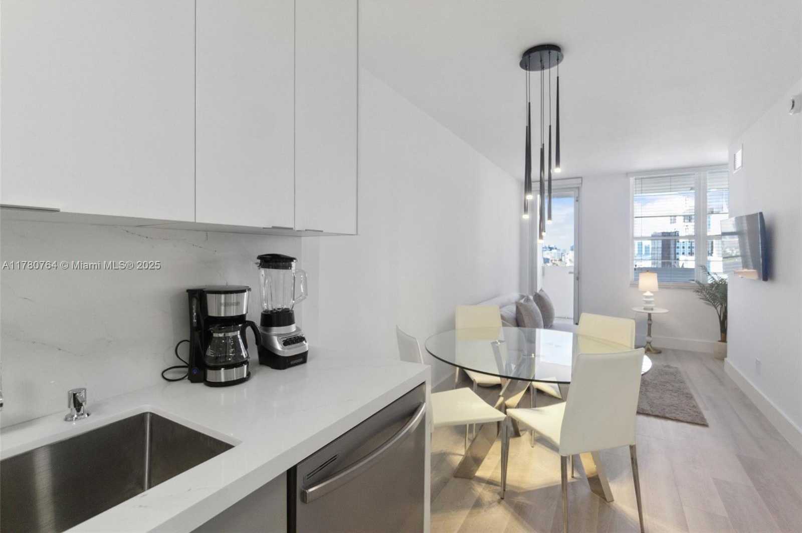 Small Image of 100 LINCOLN RD #1218, Miami Beach Number 7