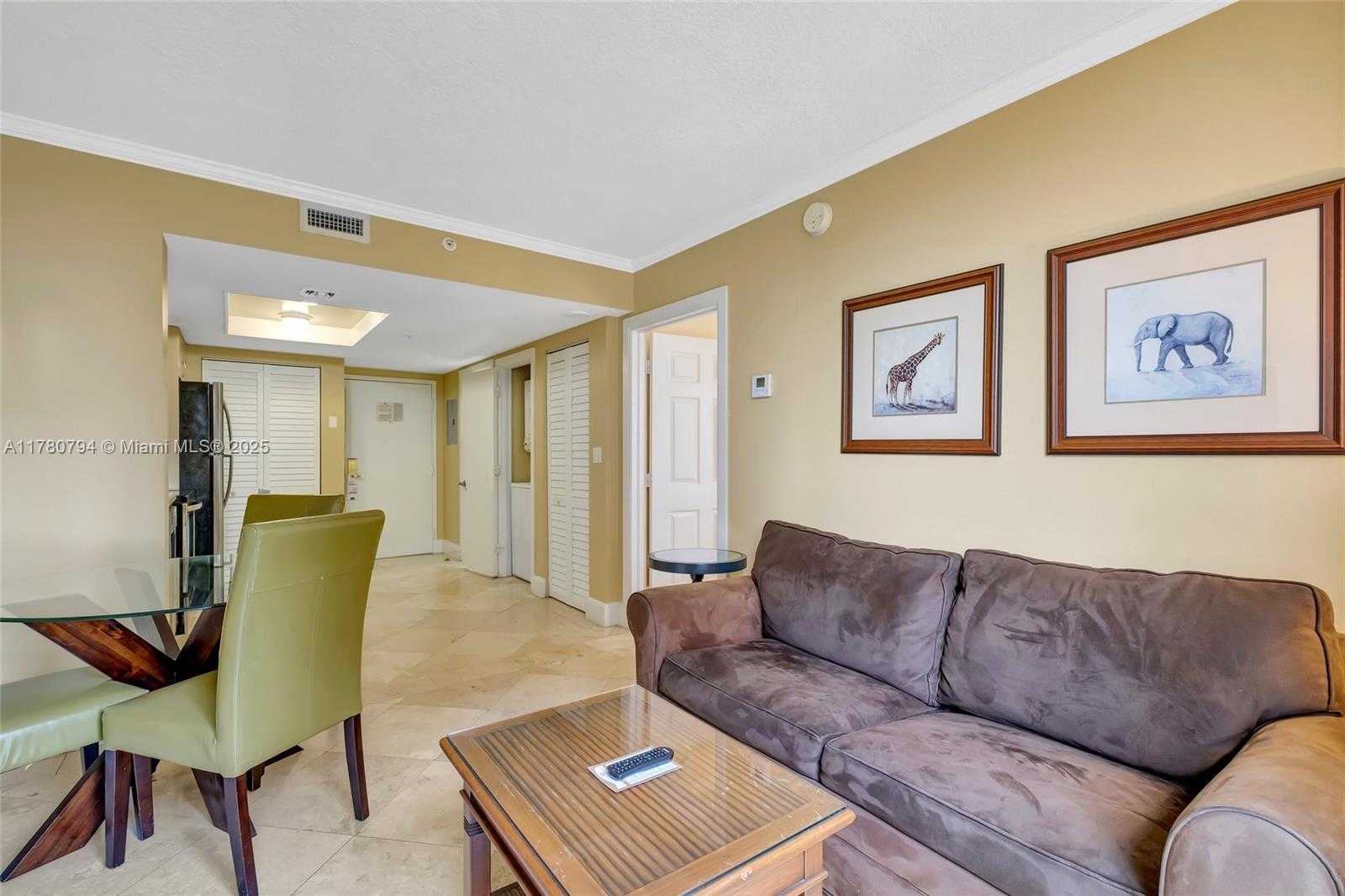 Small Image of 2951 SOUTH BAYSHORE DR #815, Miami Number 14