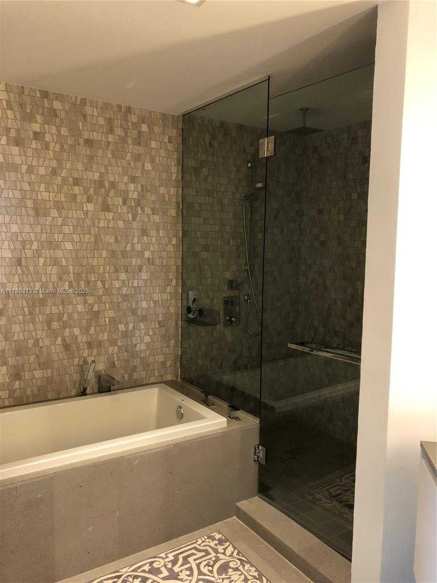 Small Image of 88 SOUTH WEST 7TH ST #2911, Miami Number 15