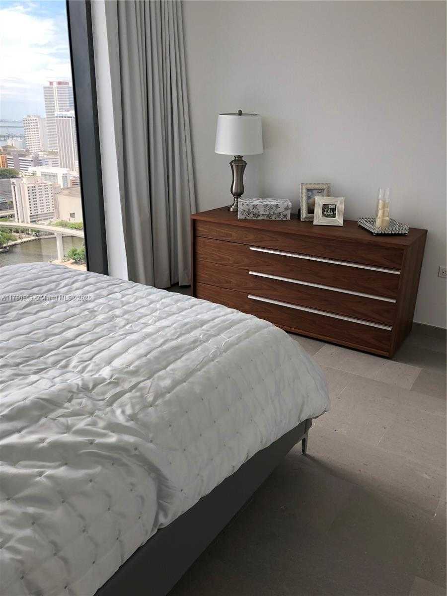 Small Image of 88 SOUTH WEST 7TH ST #2911, Miami Number 17