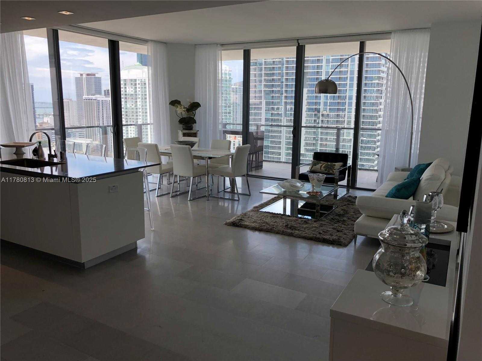 Small Image of 88 SOUTH WEST 7TH ST #2911, Miami Number 2