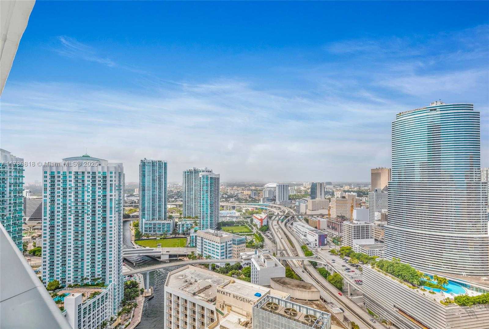 Small Image of 200 BISCAYNE BOULEVARD WAY #3912, Miami Number 17