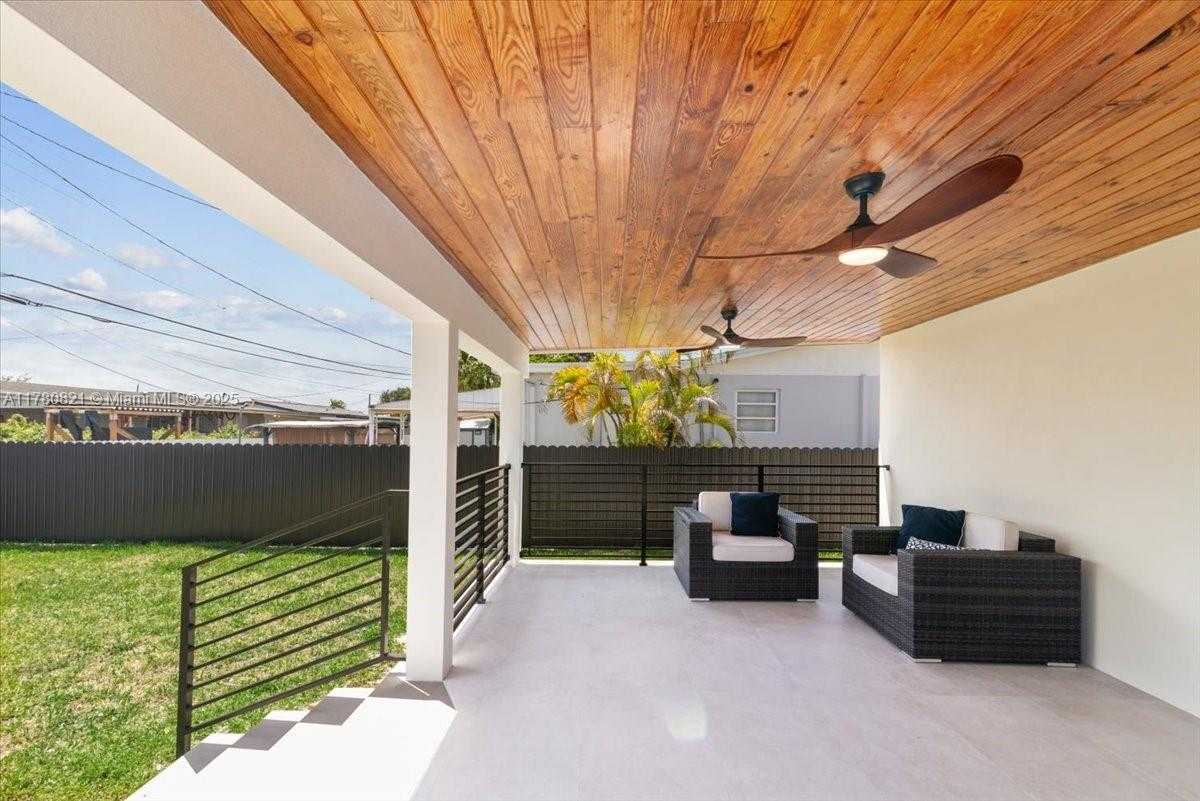 Small Image of 7750 SOUTH WEST 17TH TER, Miami Number 32