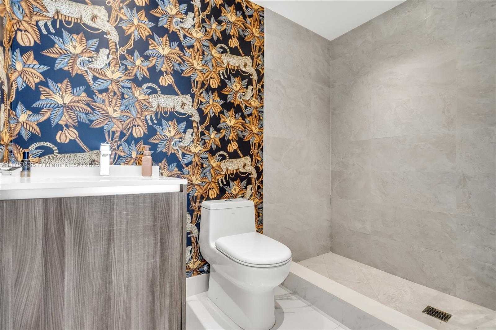 Small Image of 488 NORTH EAST 18TH ST #2812, Miami Number 18