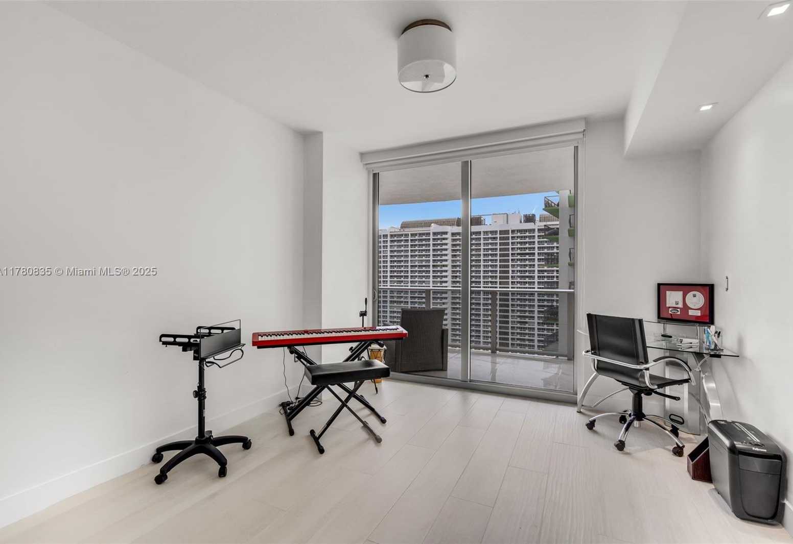 Small Image of 488 NORTH EAST 18TH ST #2812, Miami Number 28