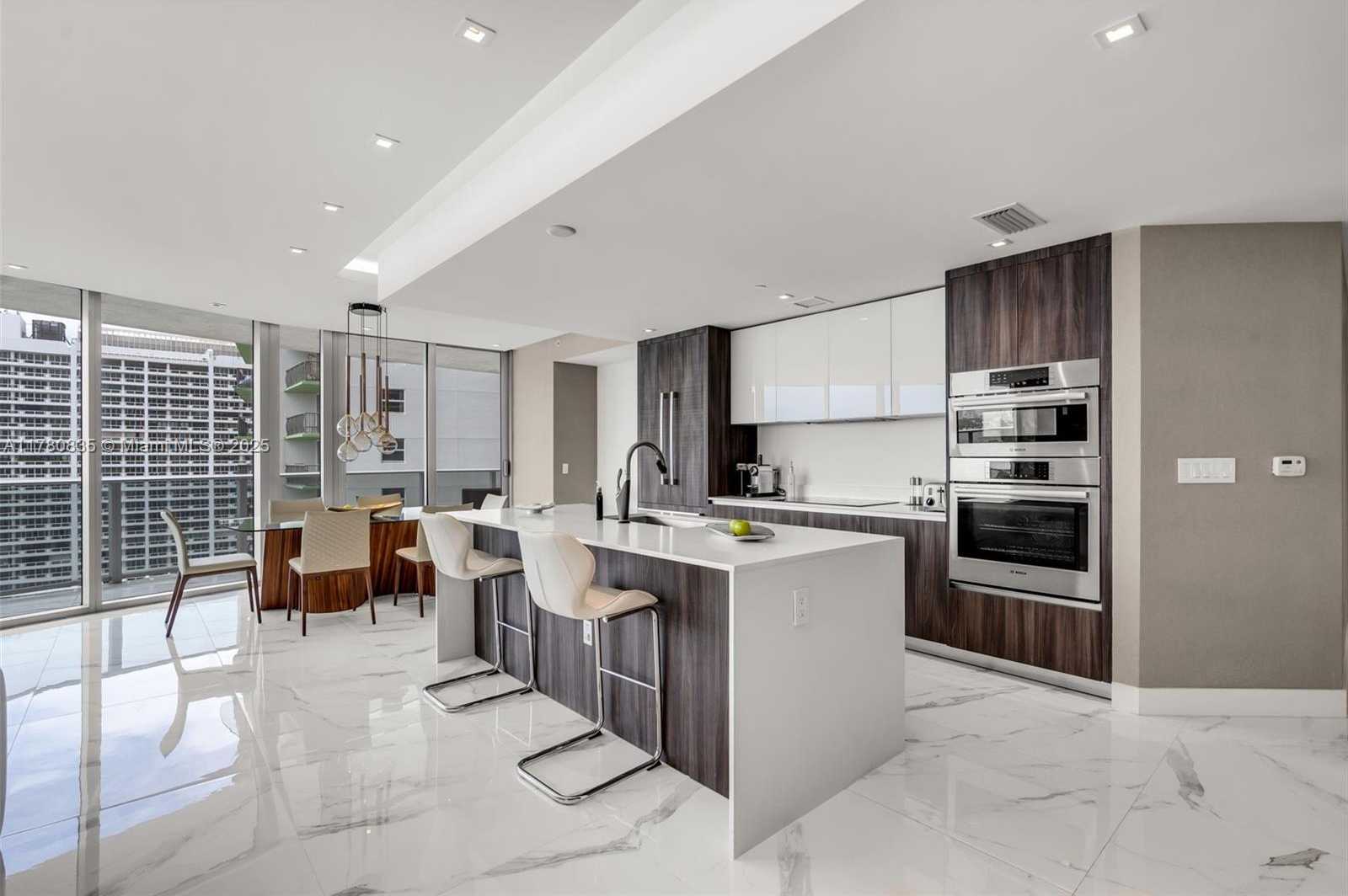 Small Image of 488 NORTH EAST 18TH ST #2812, Miami Number 3