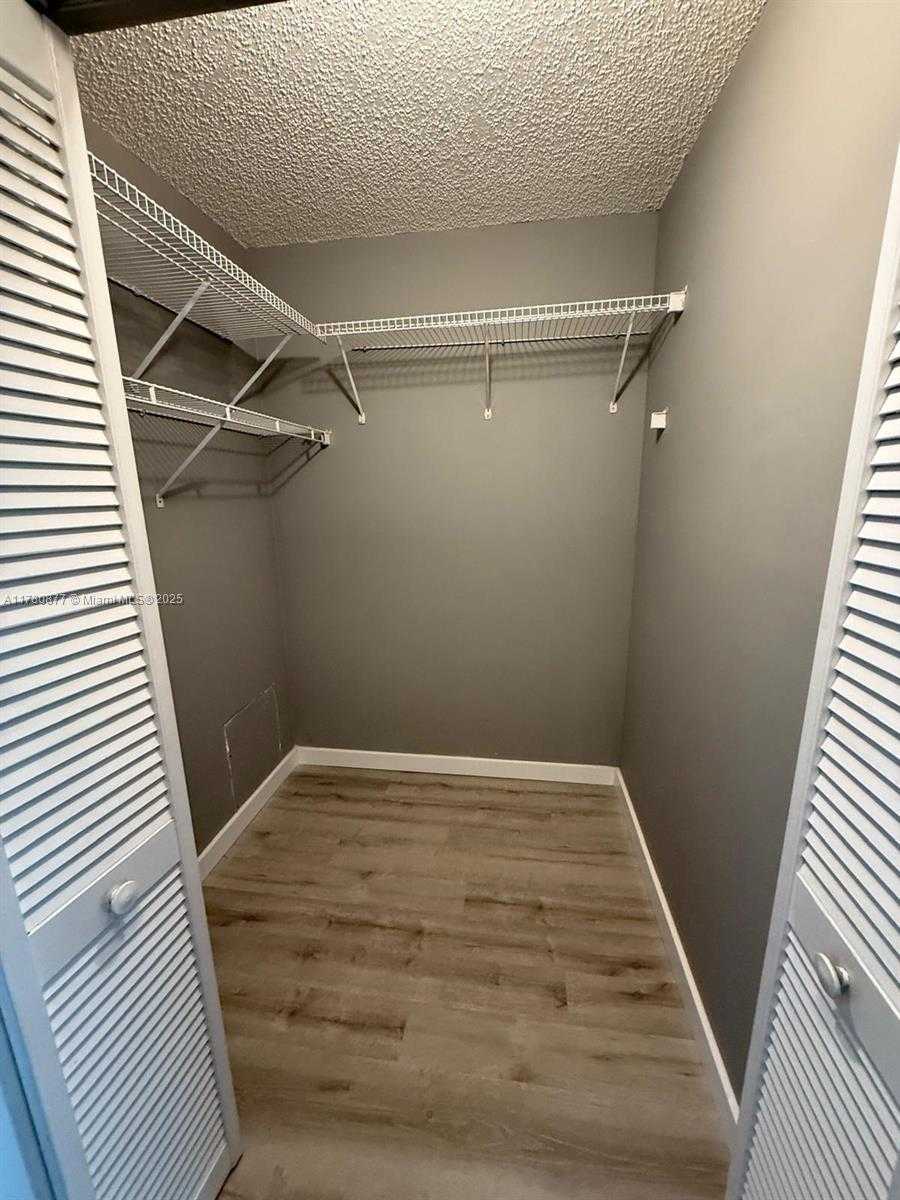 Small Image of 15741 SOUTH WEST 137TH AVE #204, Miami Number 13