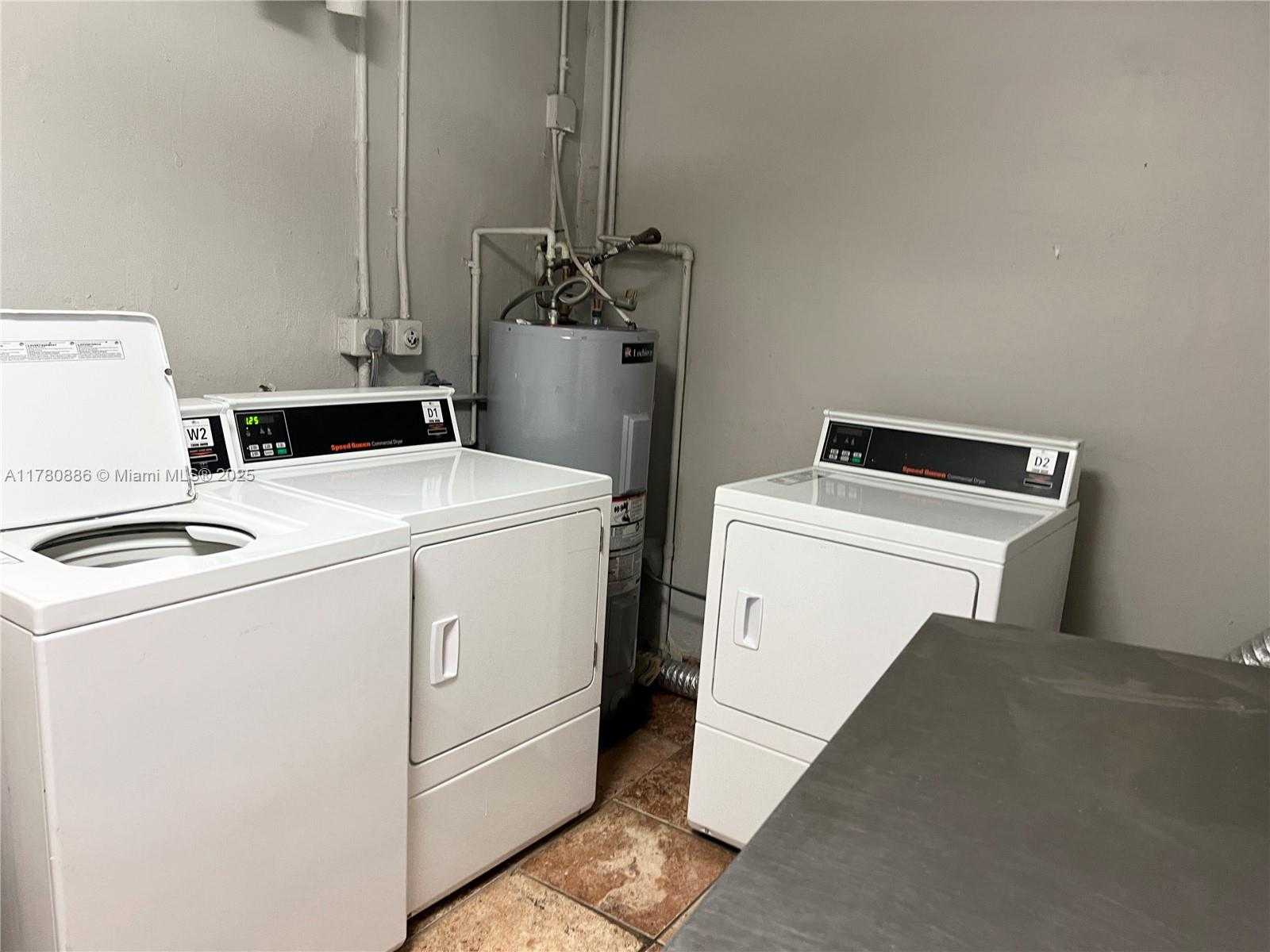 Small Image of 1750 NORTH EAST 191ST ST #111-2, Miami Number 20