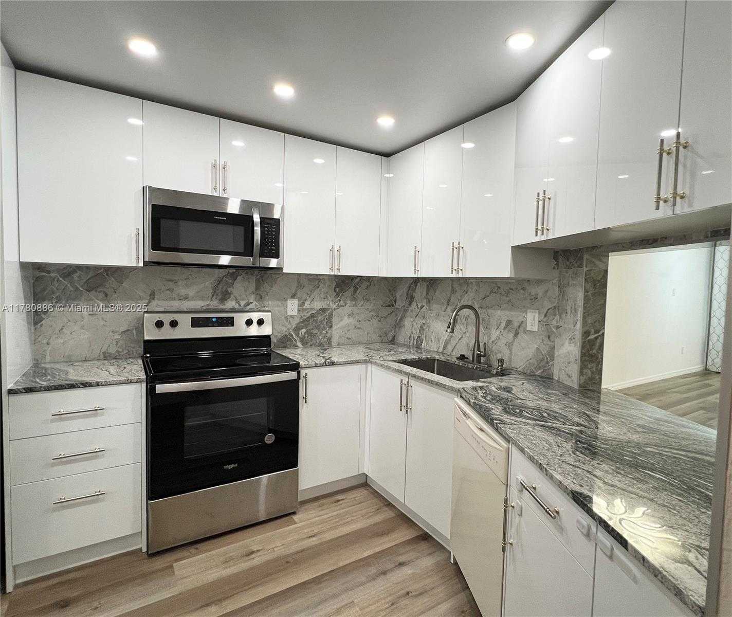 Small Image of 1750 NORTH EAST 191ST ST #111-2, Miami Number 3
