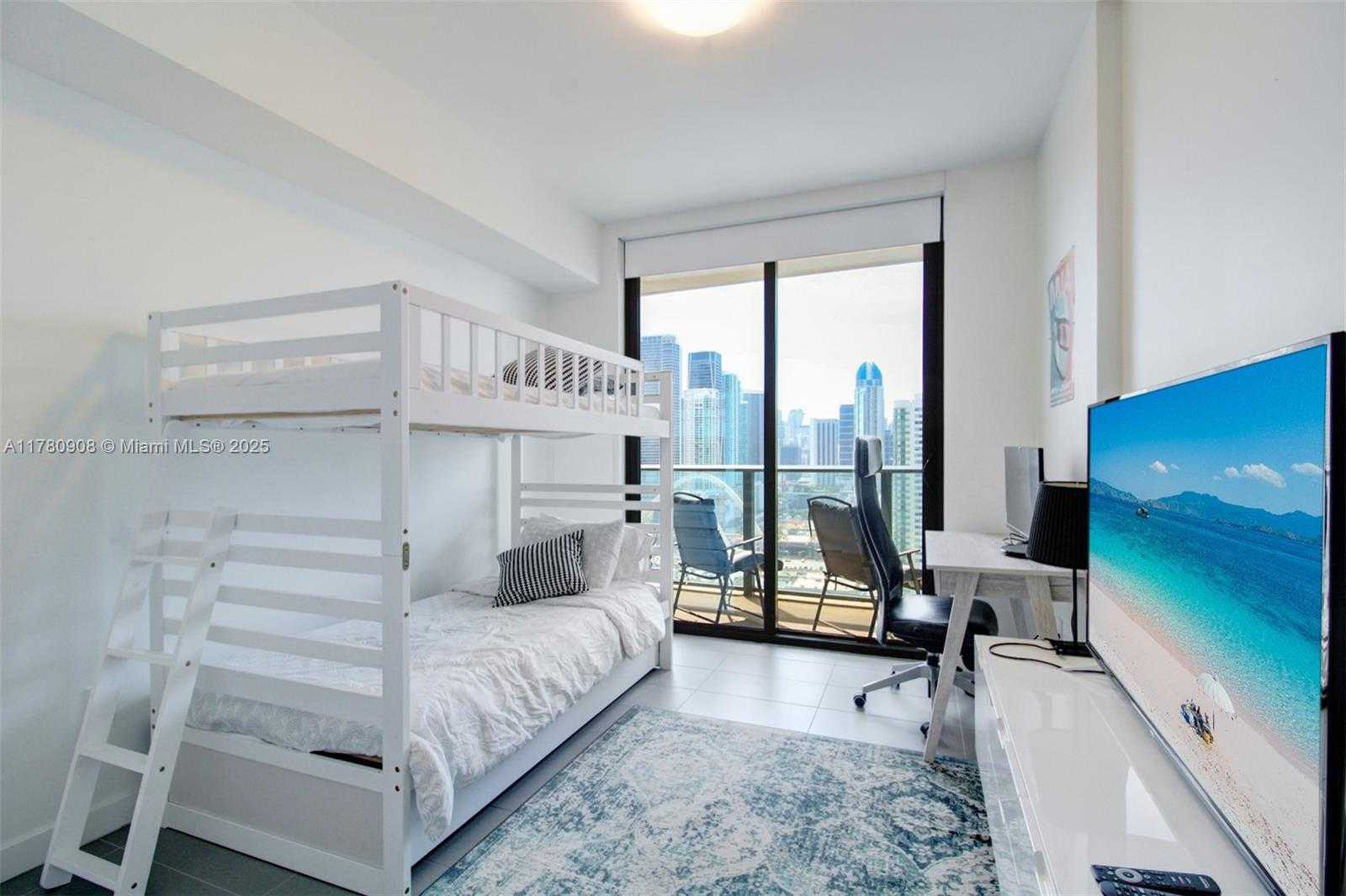 Small Image of 1600 NORTH EAST 1ST AVE #2708, Miami Number 13