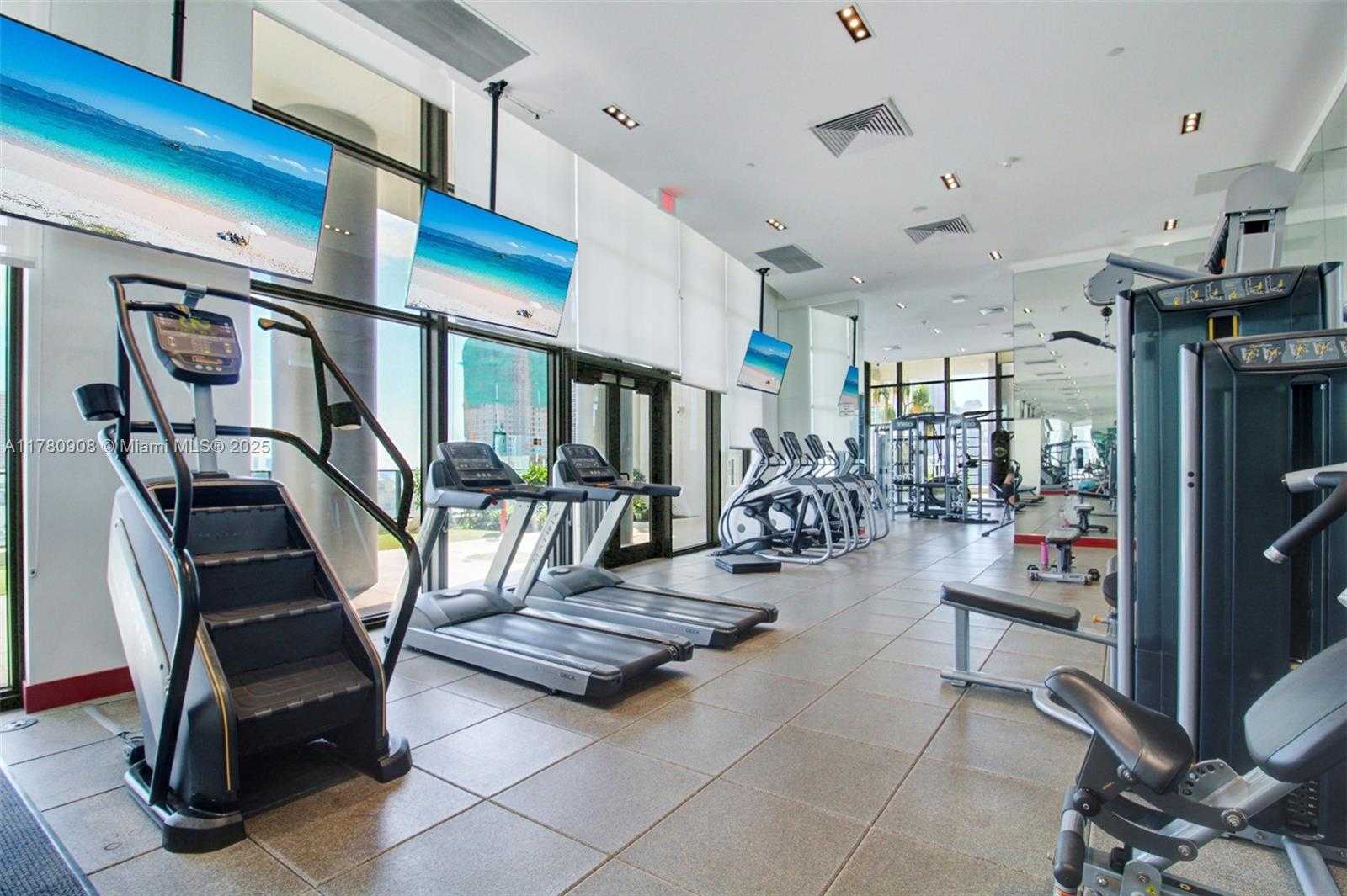 Small Image of 1600 NORTH EAST 1ST AVE #2708, Miami Number 4